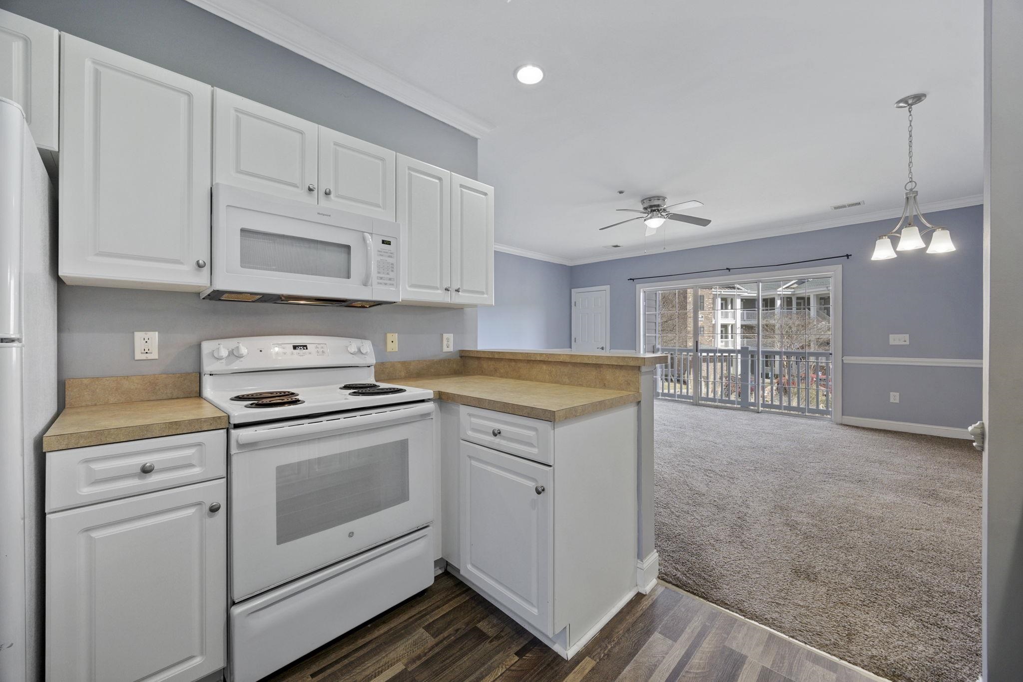 4878 Dahlia Ct. Property Photo 18