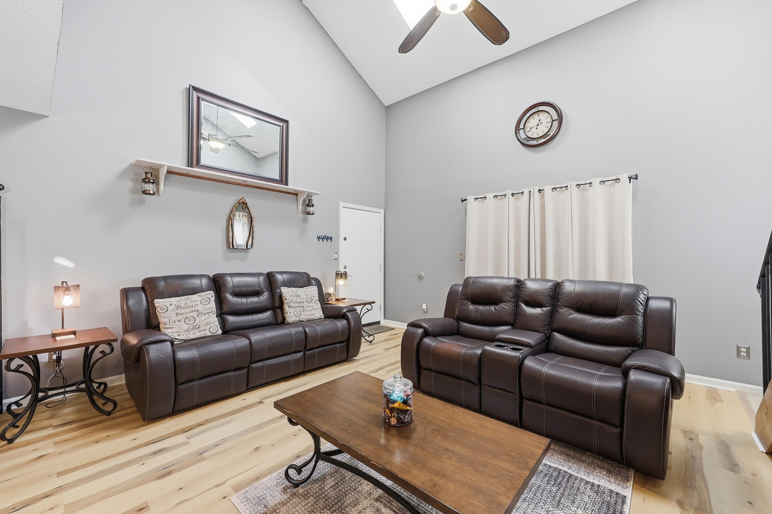 209 Double Eagle Dr. Property Photo 6
