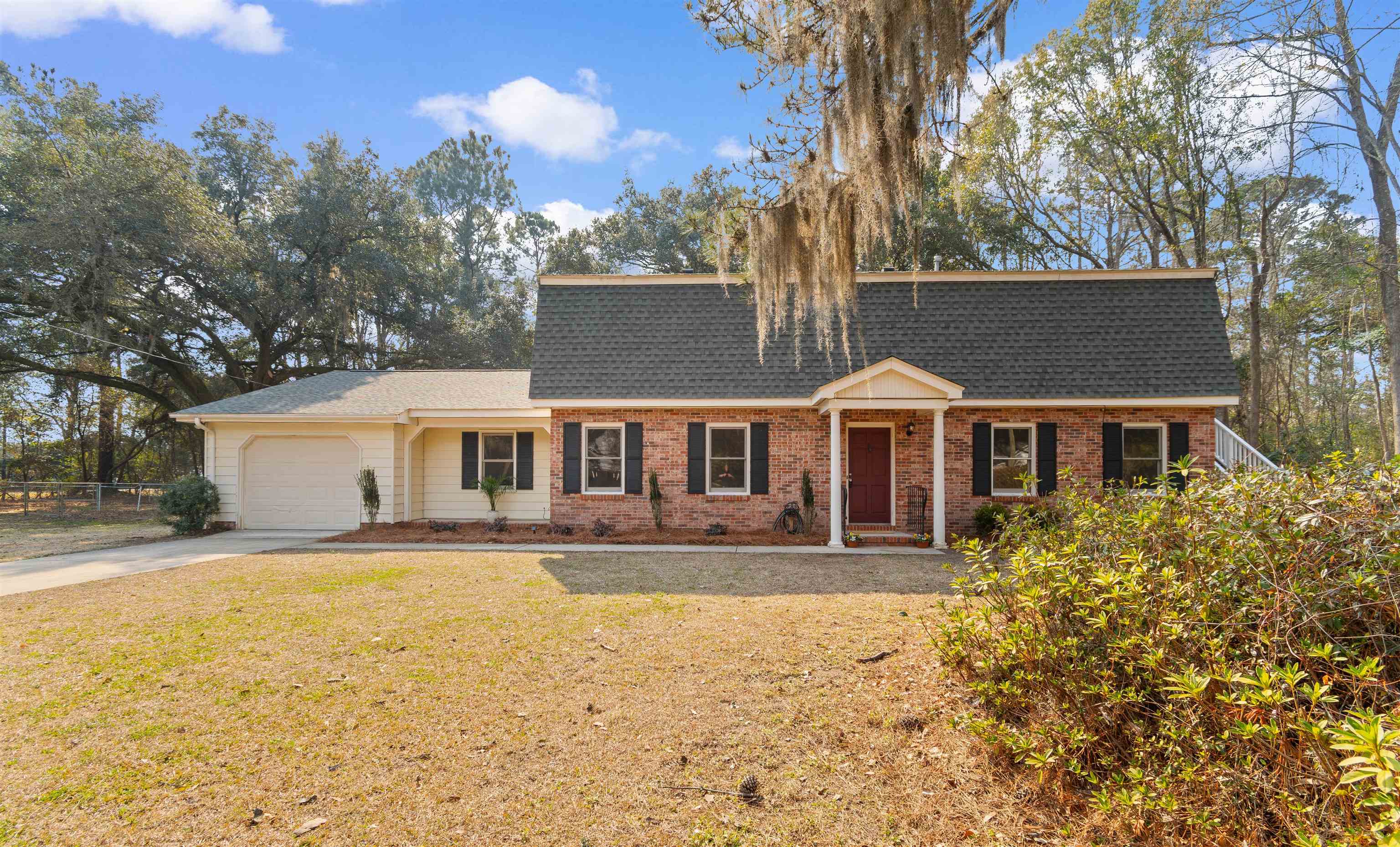 2905 Whites Bridge Dr. Property Photo 1