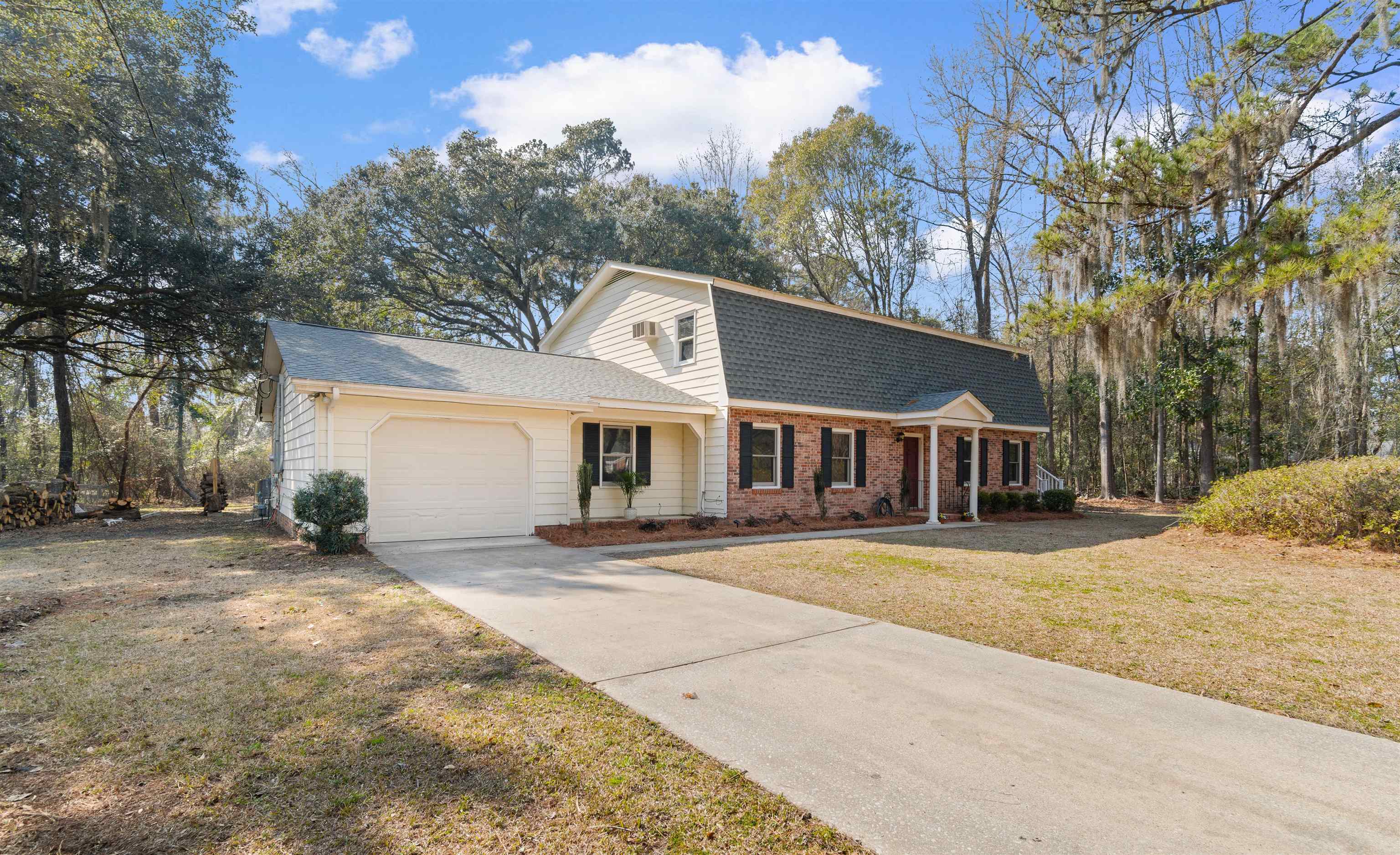 2905 Whites Bridge Dr. Property Photo 3