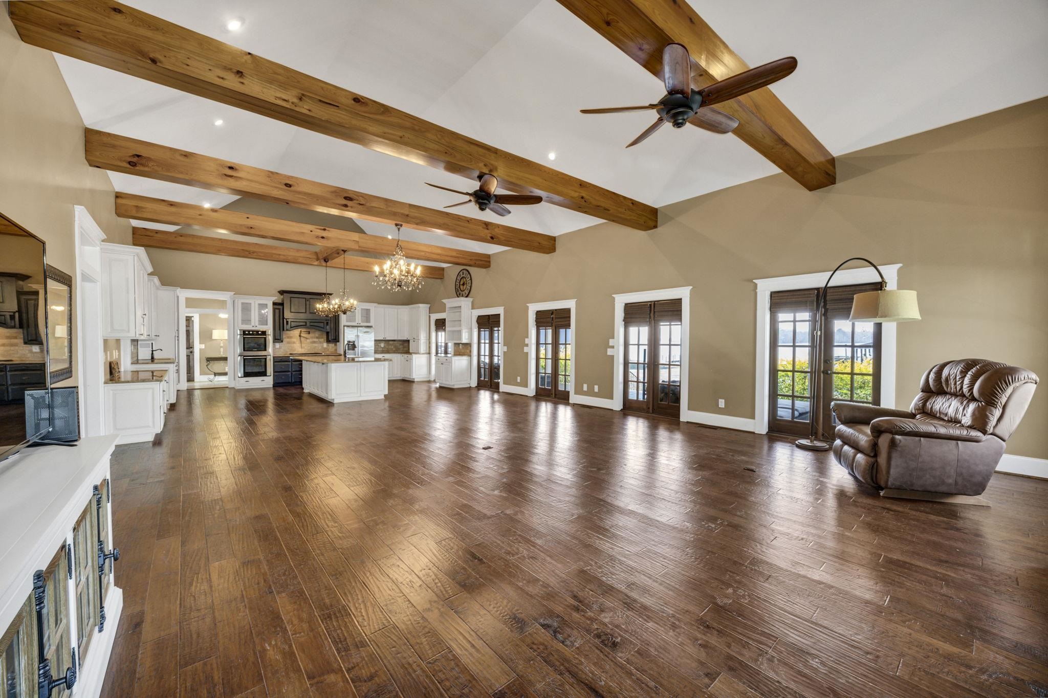 1527 Quail Trail Property Photo 10