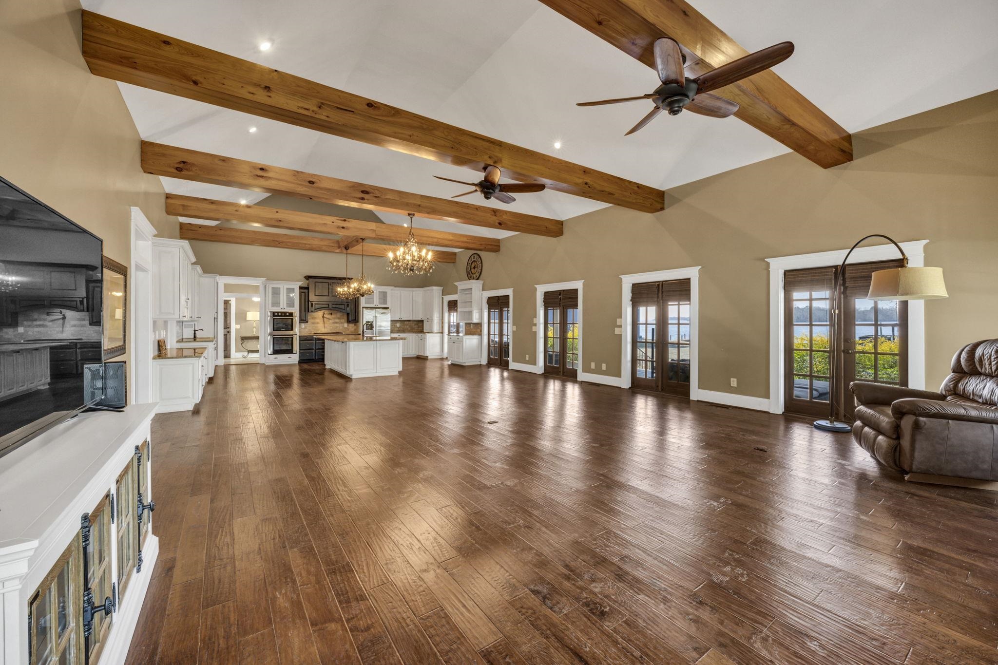 1527 Quail Trail Property Photo 12