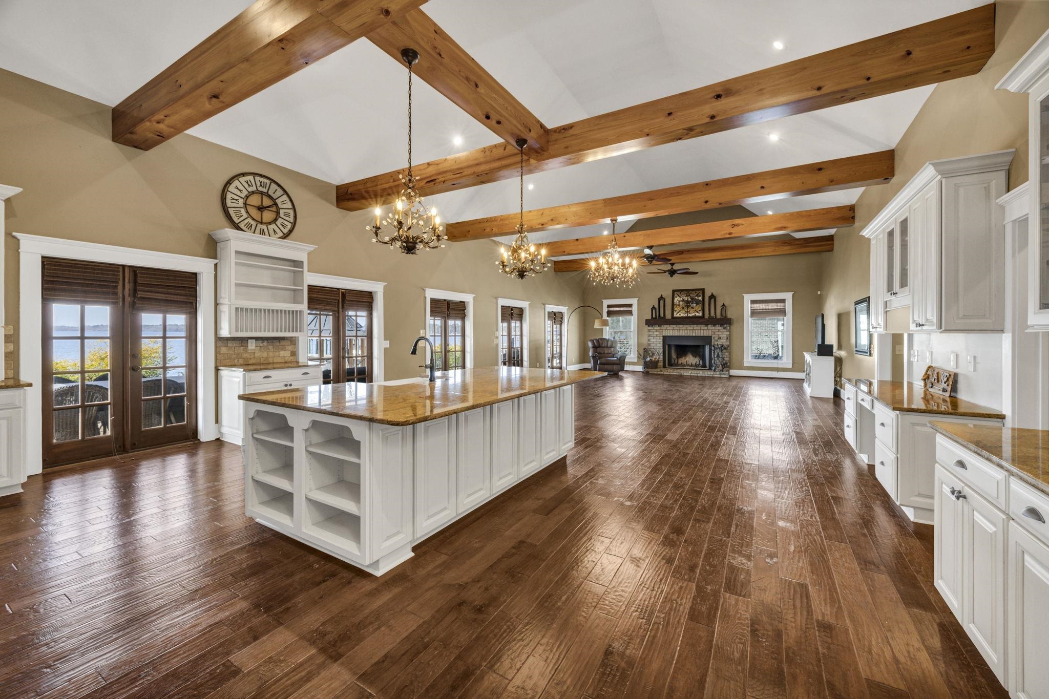 1527 Quail Trail Property Photo 17