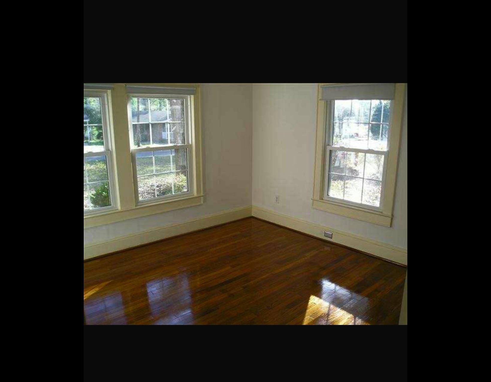 415 Live Oak St. Property Photo 3