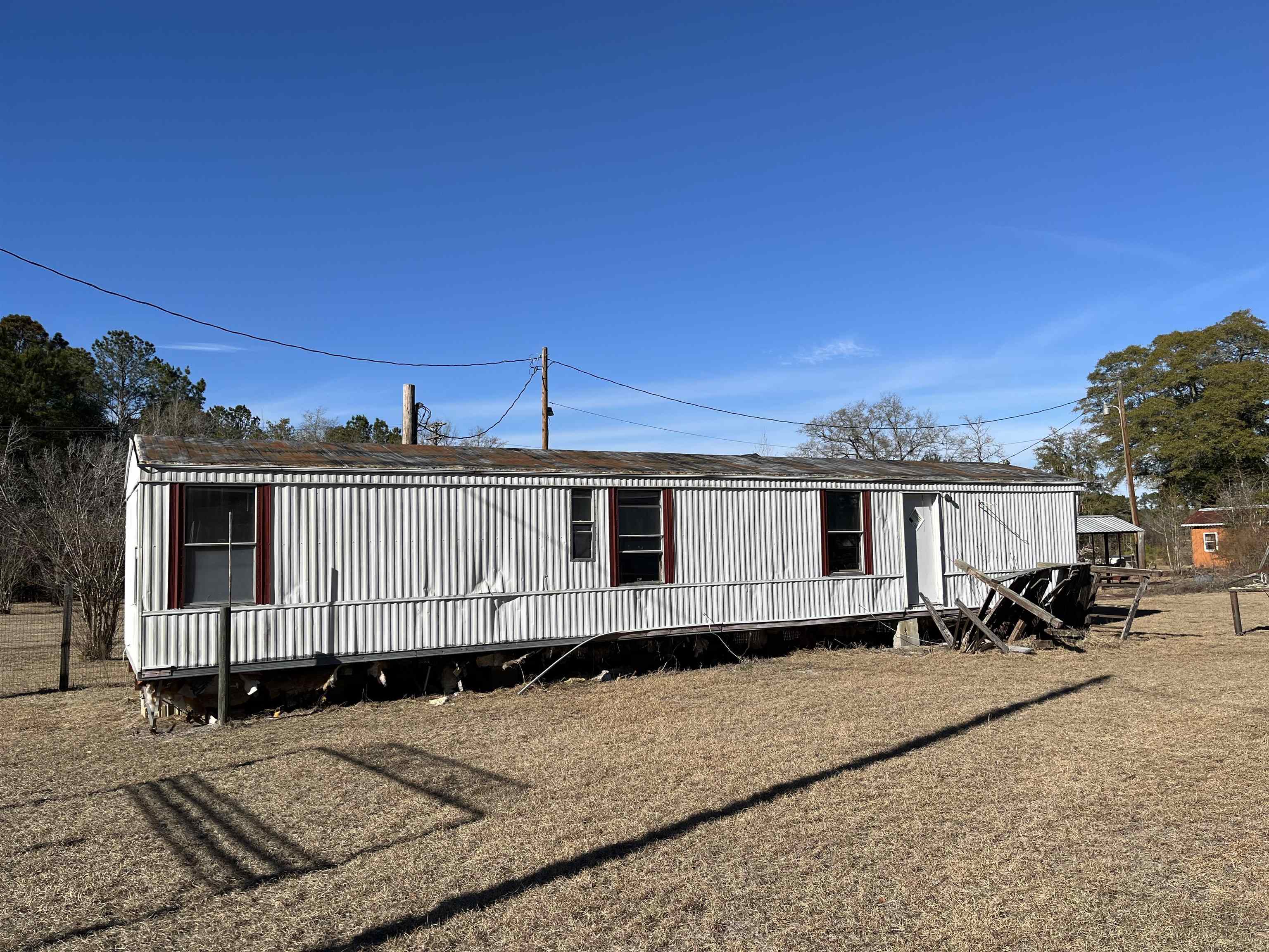 6503 Hillside Ct Property Photo 3