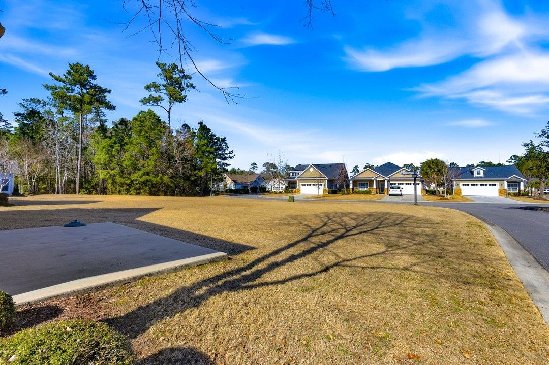 600 Elmwood Circle Property Photo 3