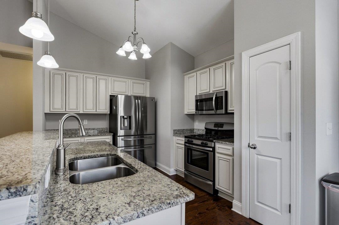 600 Elmwood Circle Property Photo 13
