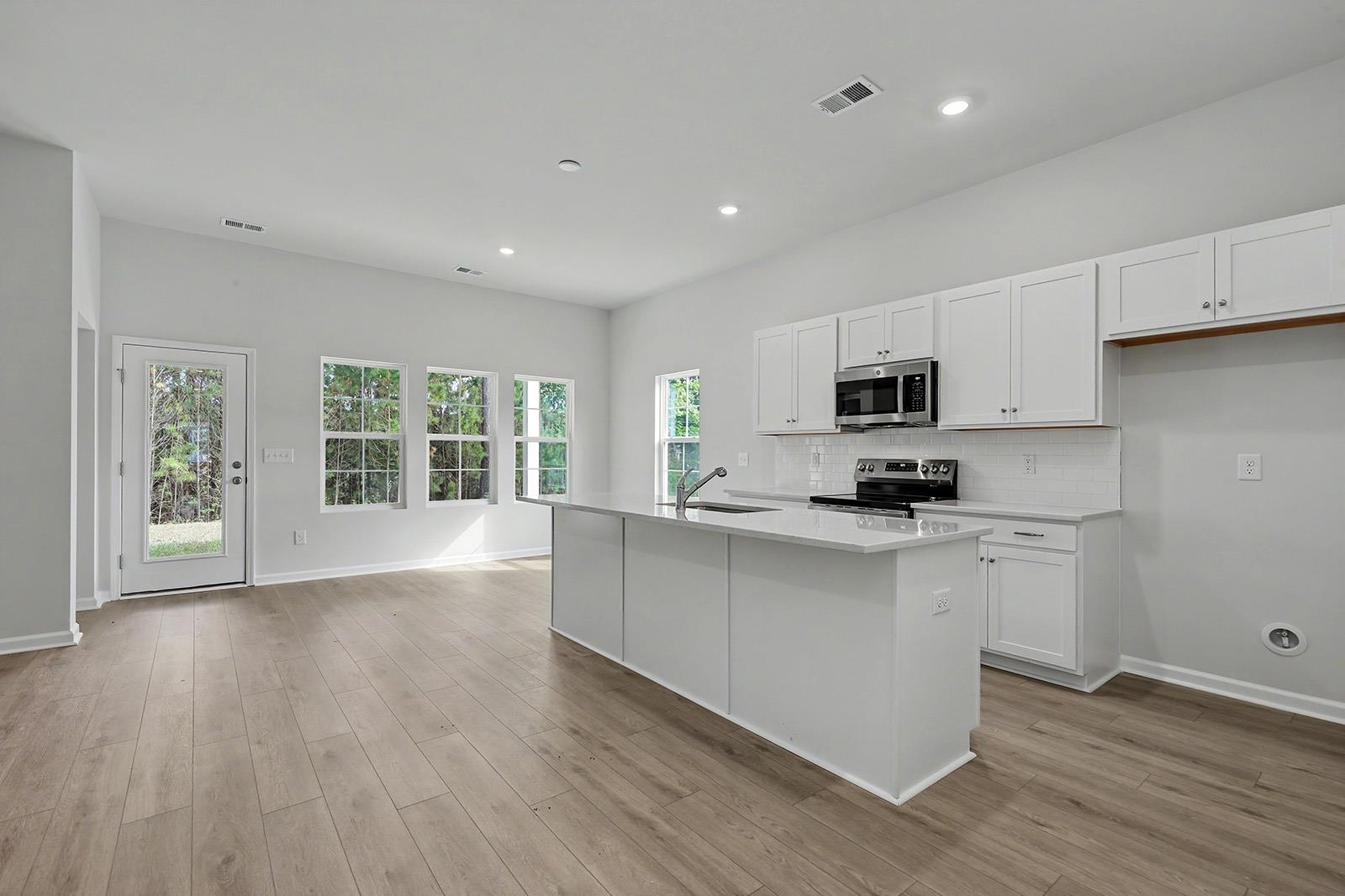 3412 Logan St. Property Photo 5
