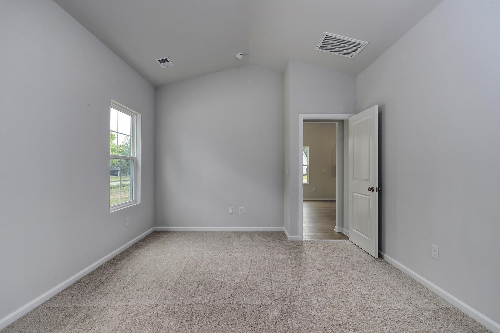 3412 Logan St. Property Photo 14