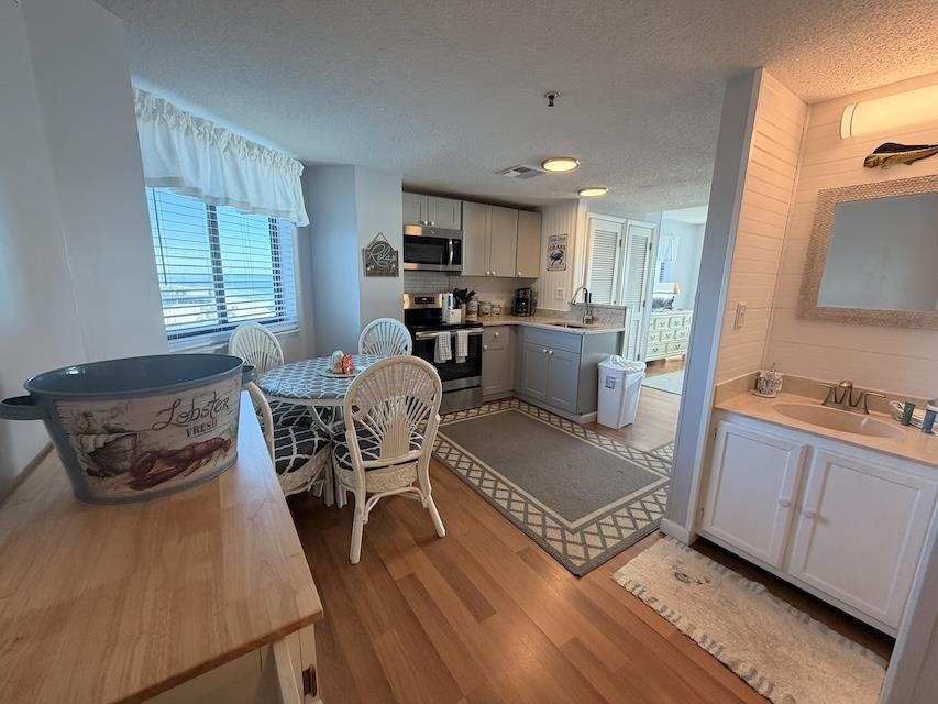 5905 S Kings Hwy. Property Photo 11