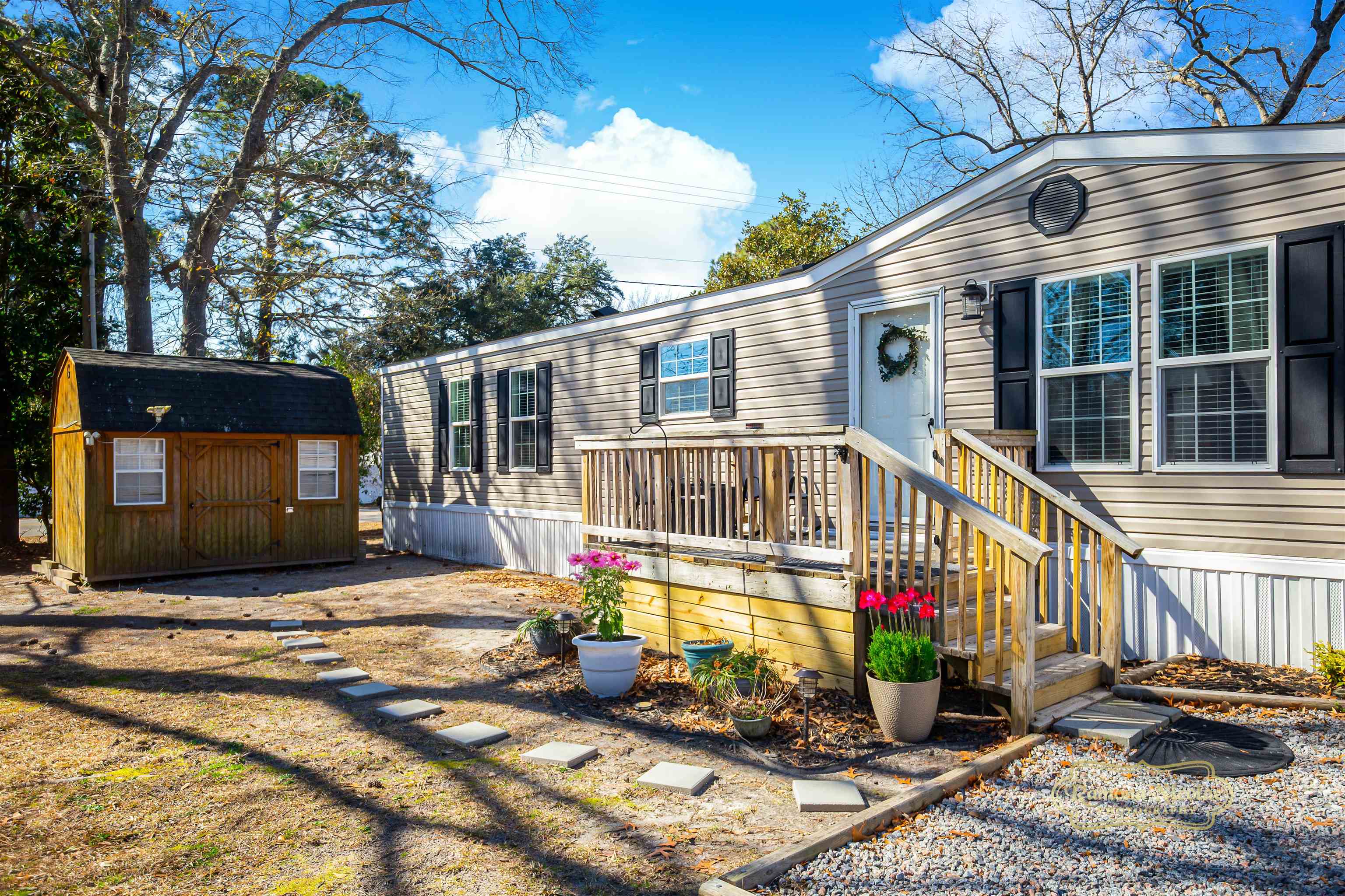 1521 Aries Ln. Property Photo 25