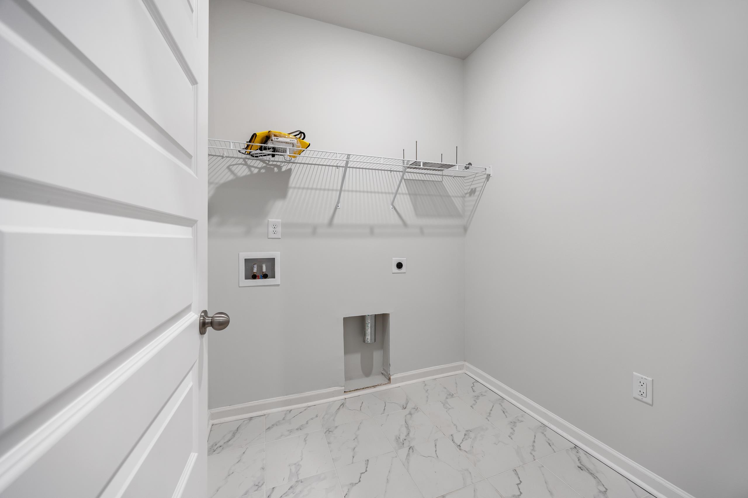 5724 Whitebark Dr. Property Photo 33