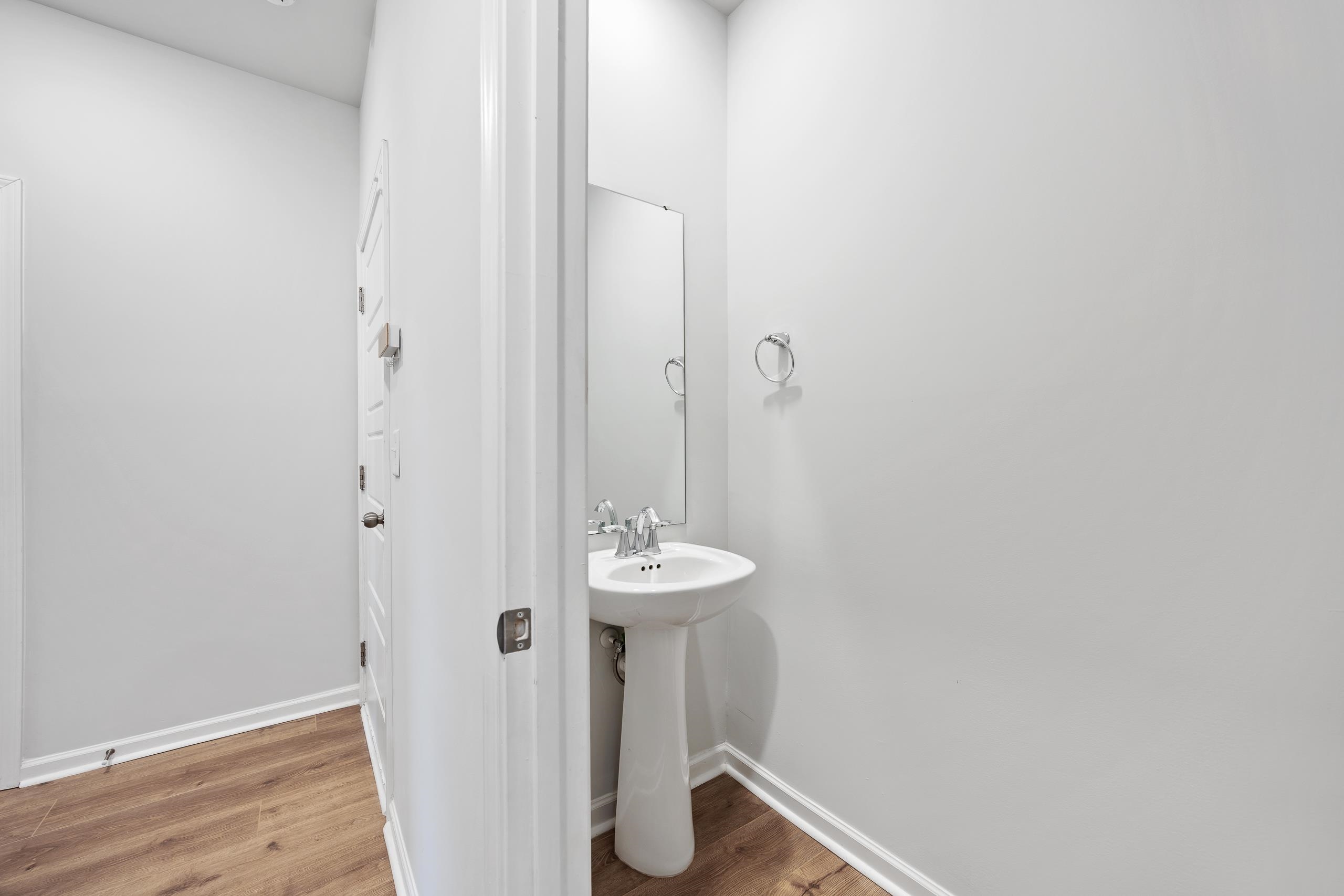 5724 Whitebark Dr. Property Photo 34