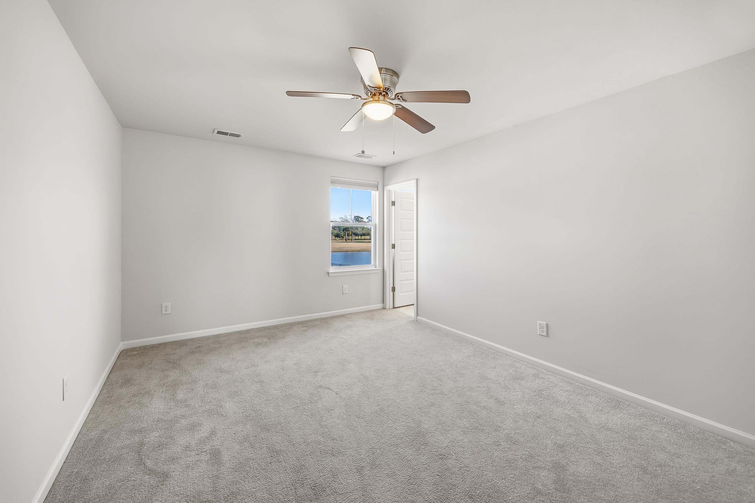 5724 Whitebark Dr. Property Photo 36