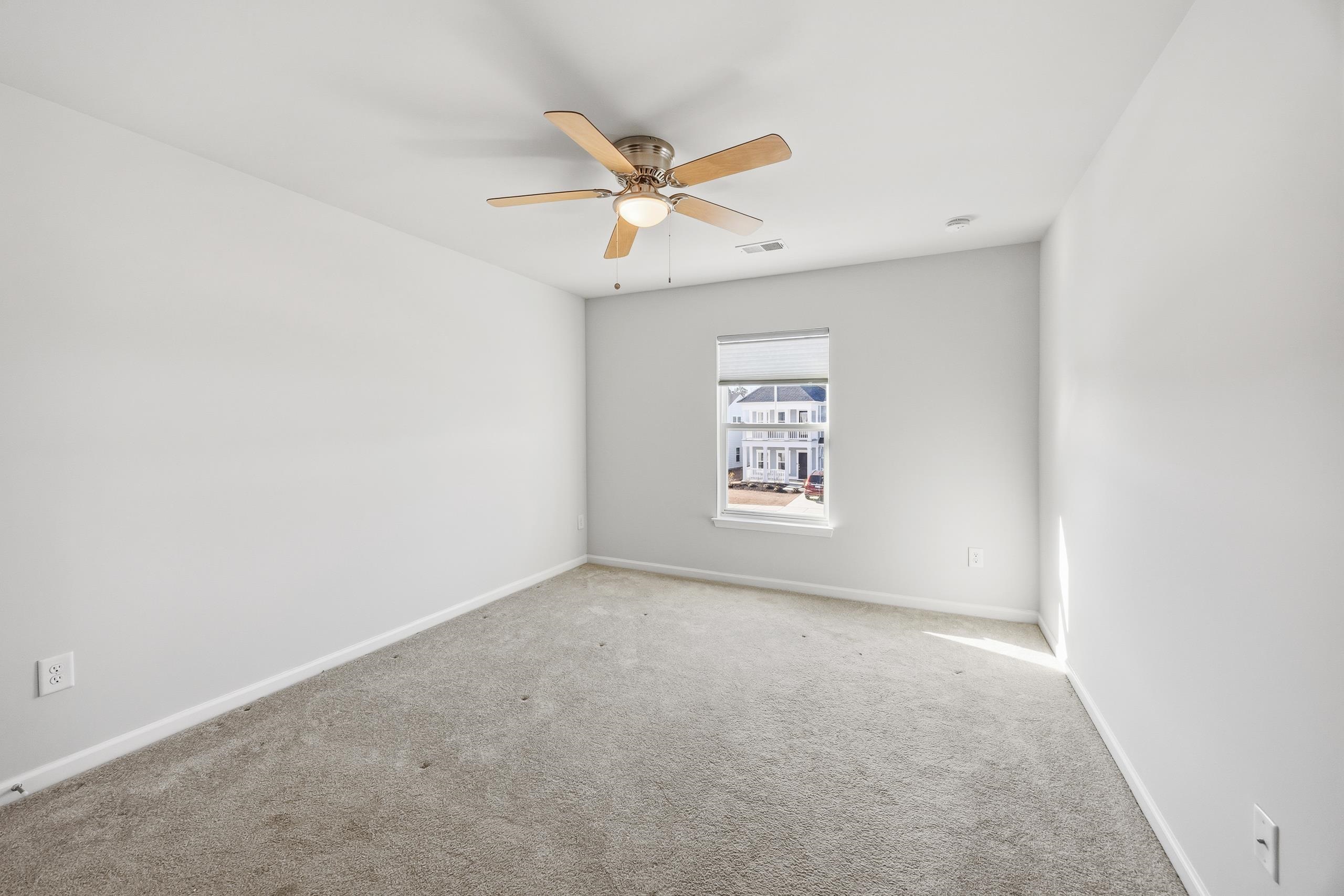 5724 Whitebark Dr. Property Photo 38