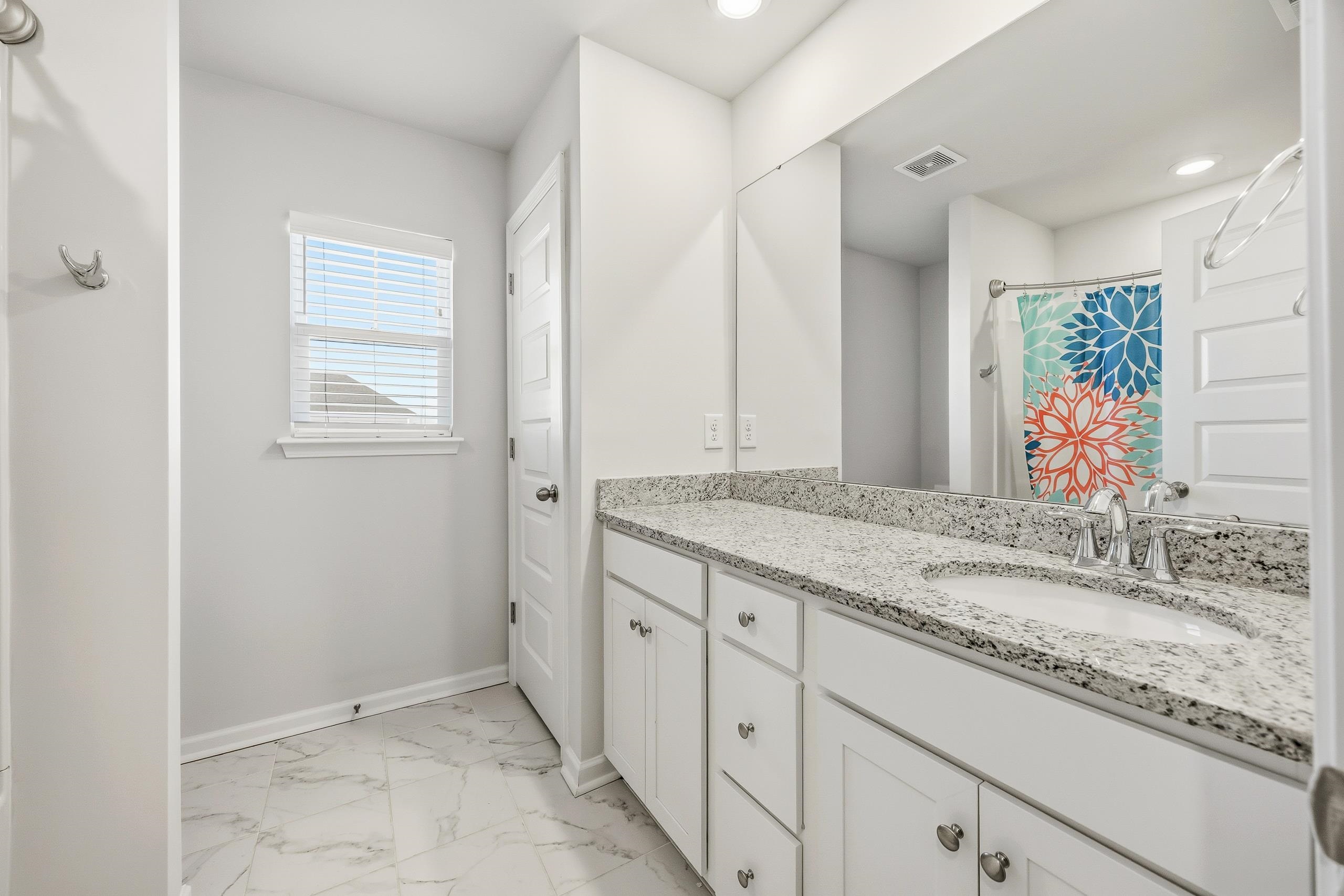 5724 Whitebark Dr. Property Photo 39