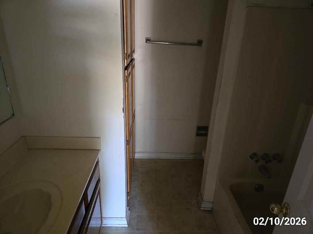 707 Lexington Ave. Property Photo 6