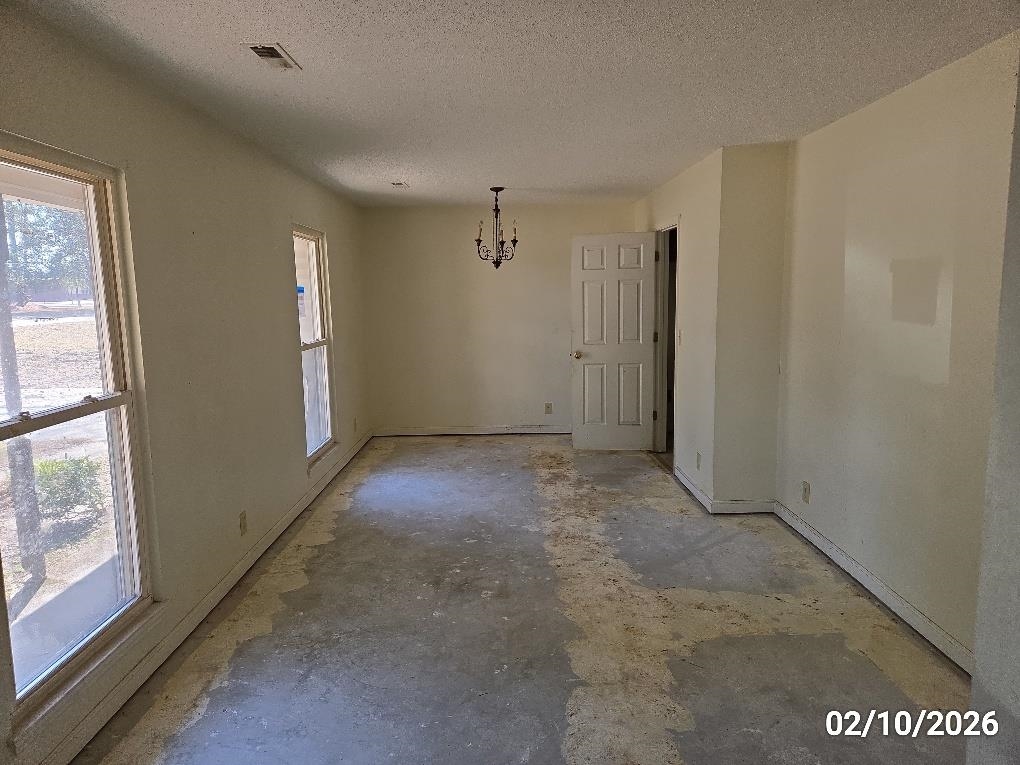 707 Lexington Ave. Property Photo 9