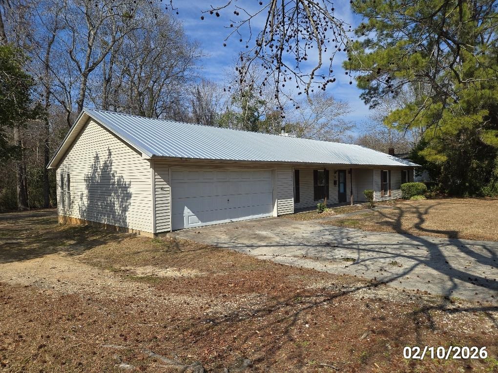 707 Lexington Ave. Property Photo 15
