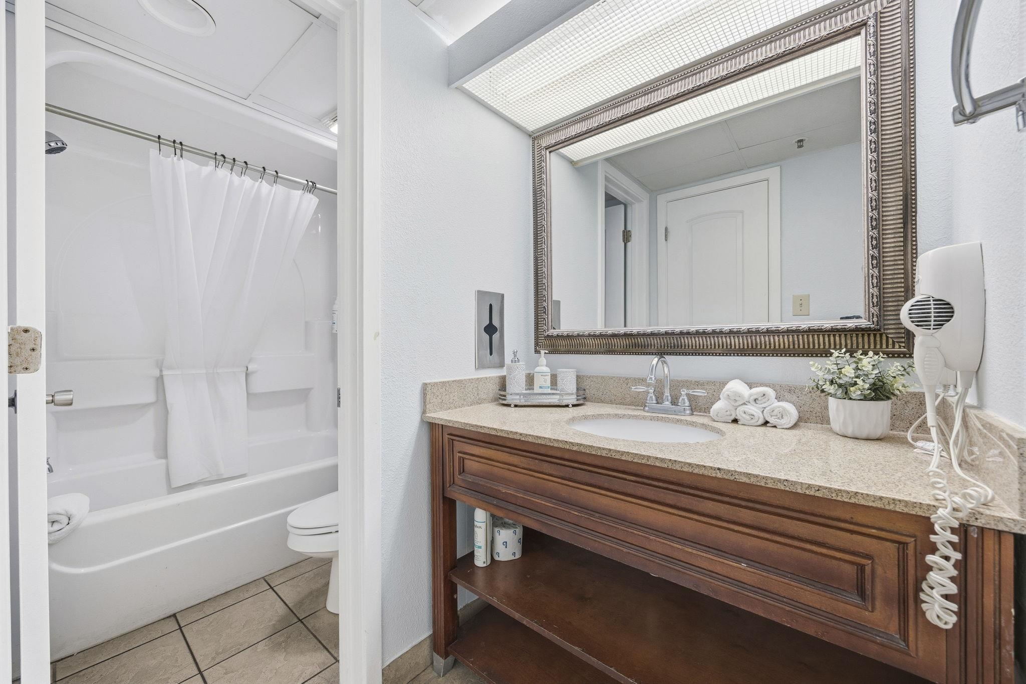 6804 N N Ocean Blvd. Property Photo 15