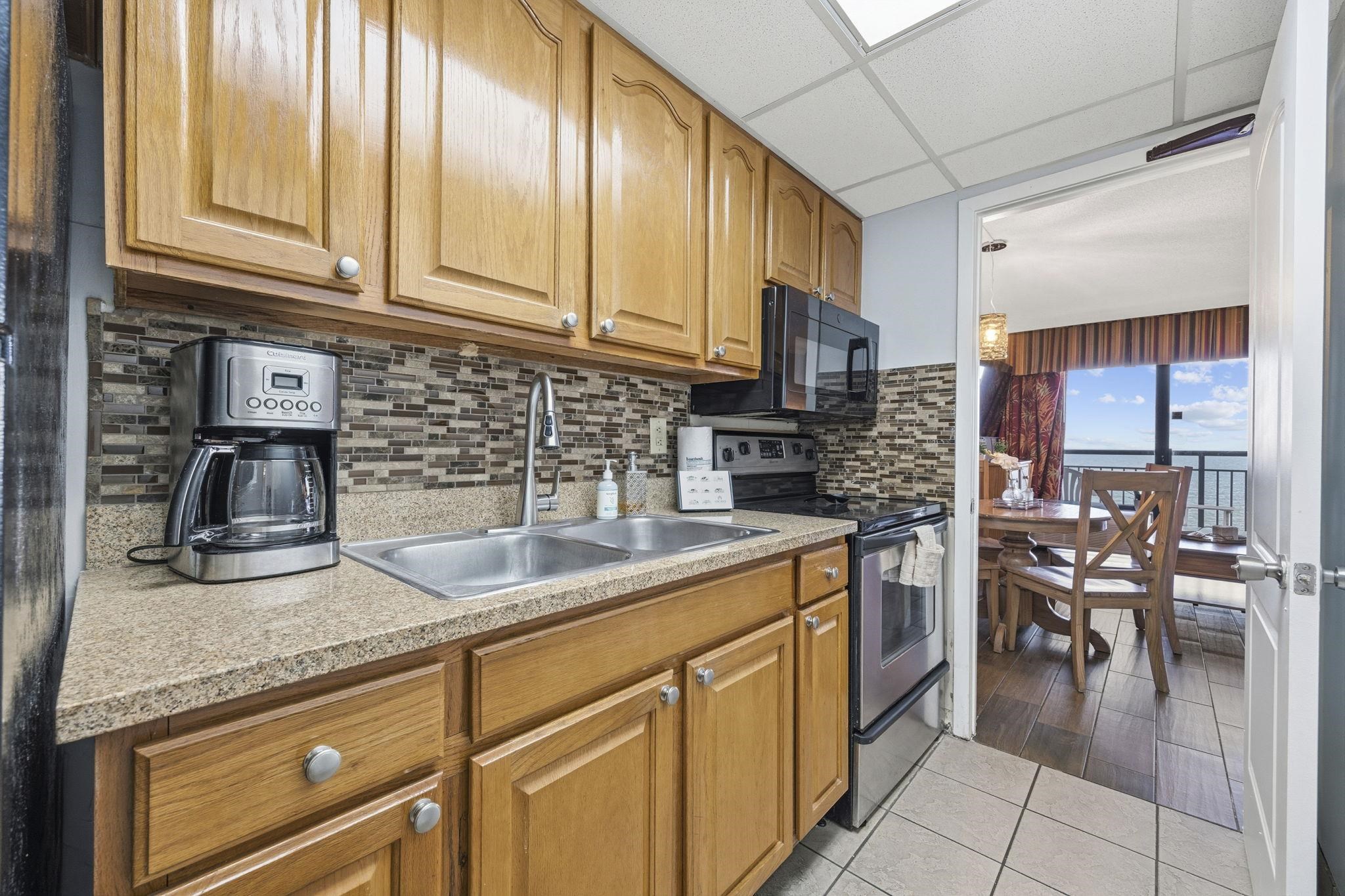 6804 N N Ocean Blvd. Property Photo 17