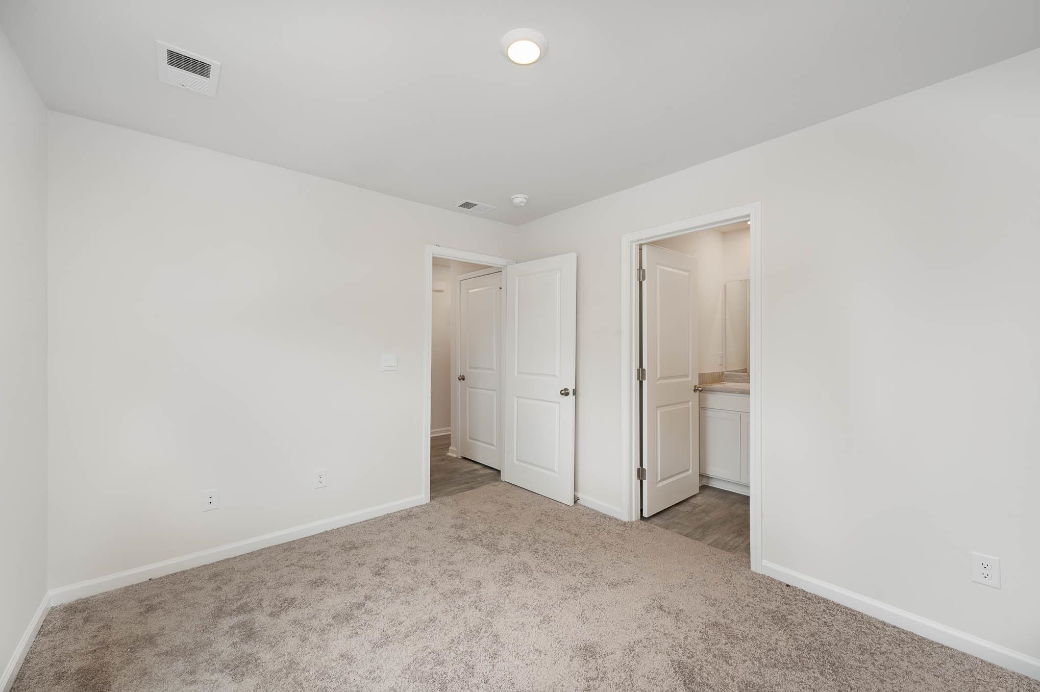240 Ashworth Dr. Property Photo 9