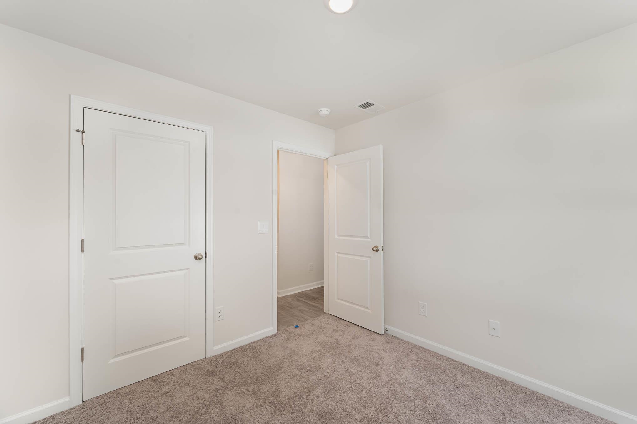 240 Ashworth Dr. Property Photo 11