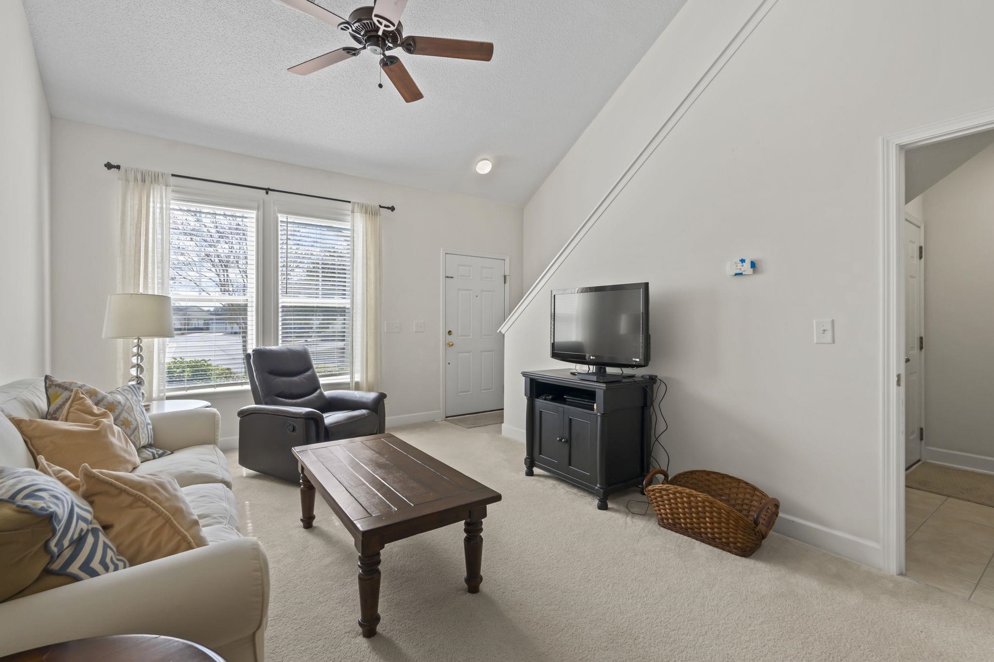 1005 Balmore Dr. Property Photo 3