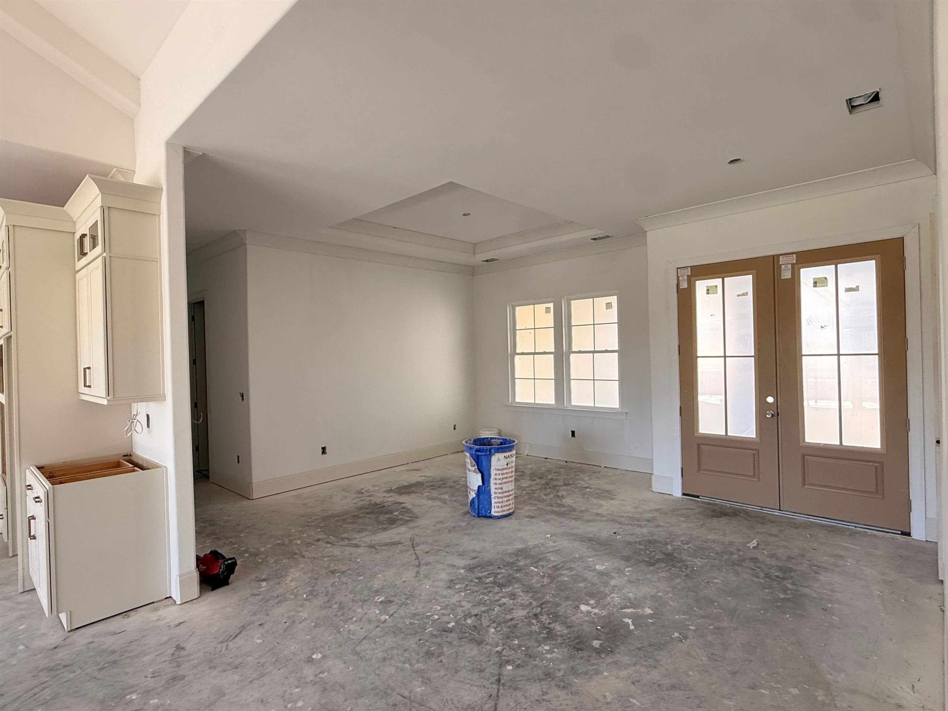 8015 East Bay Ct. Property Photo 4