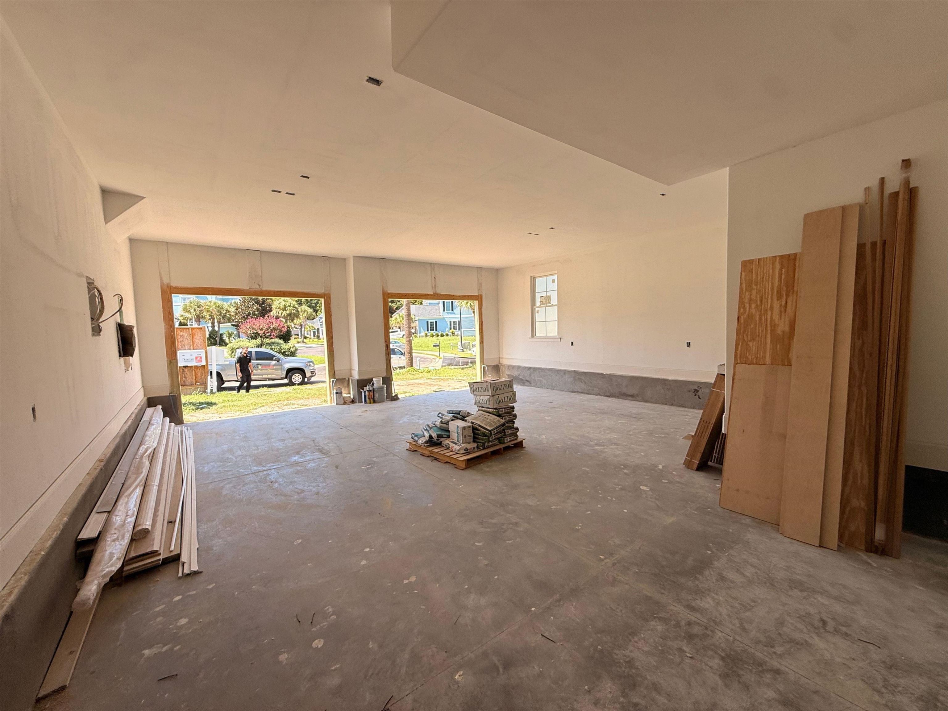 8015 East Bay Ct. Property Photo 12