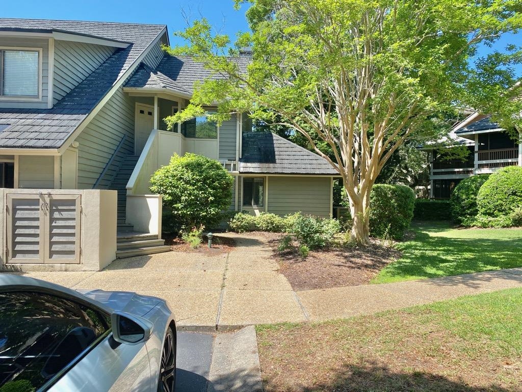 133 Hartland Dr. Property Photo 1