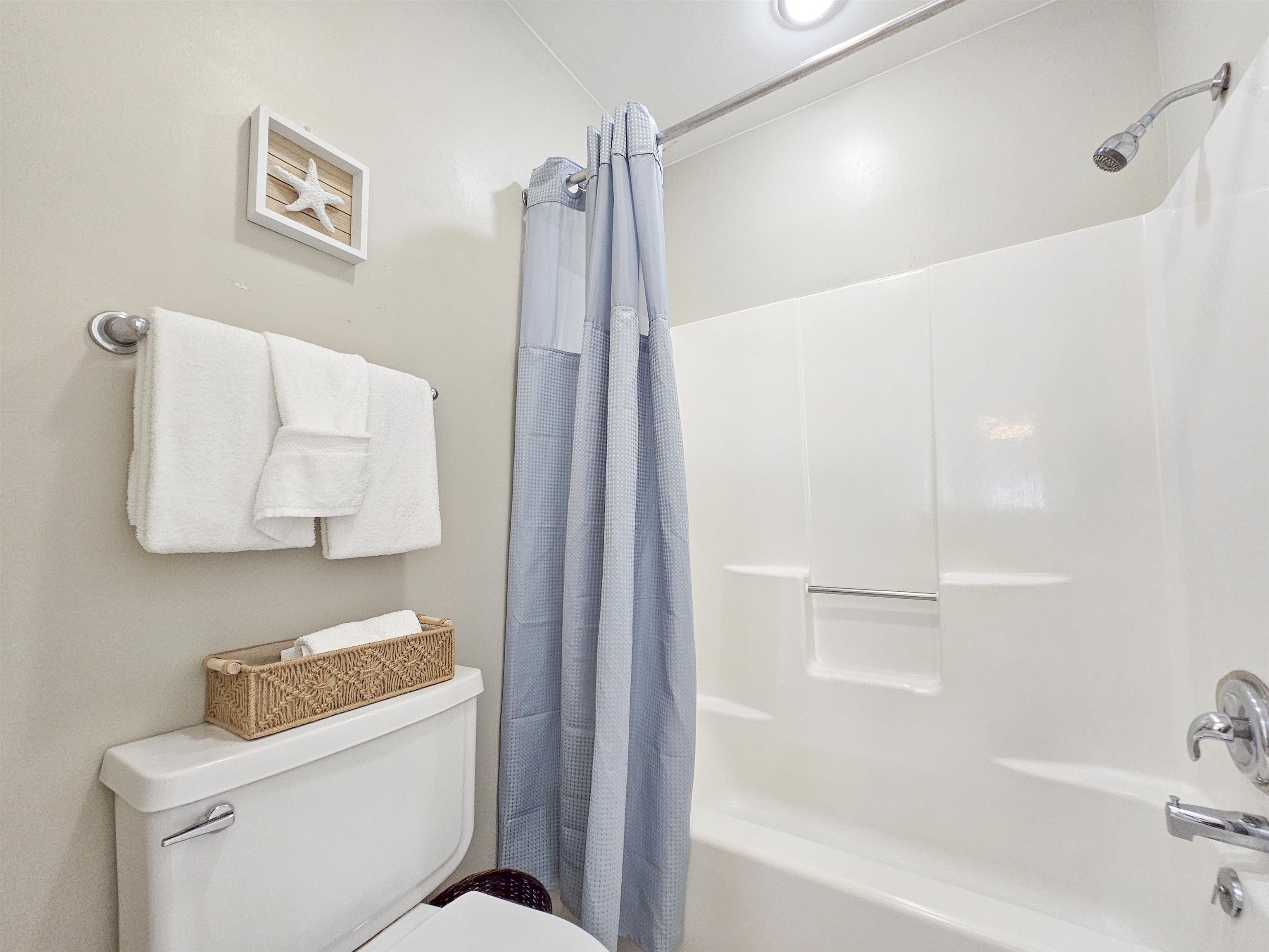 204 Baslow Ct. Property Photo 44