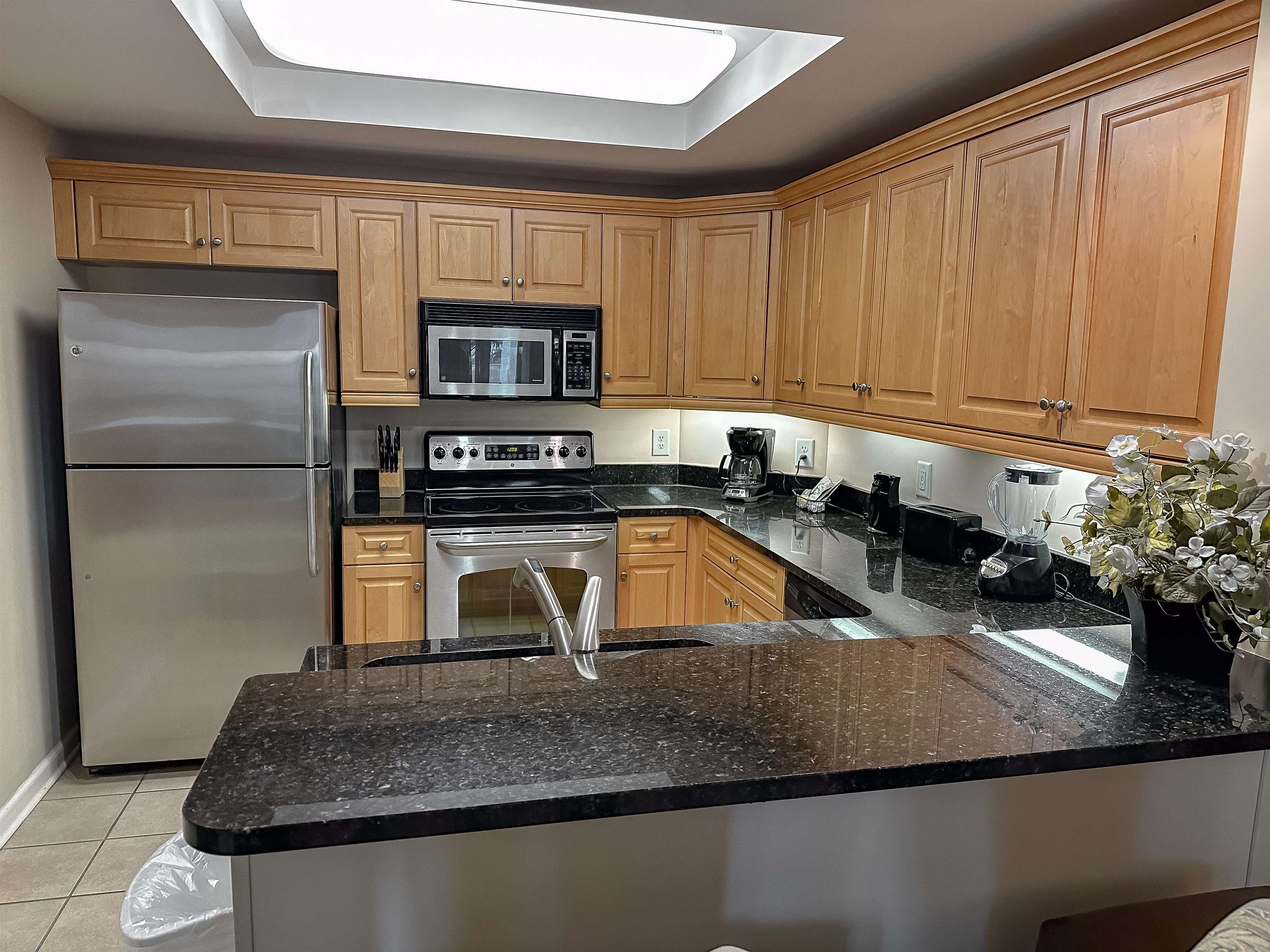 9994 Beach Club Dr. Property Photo 11