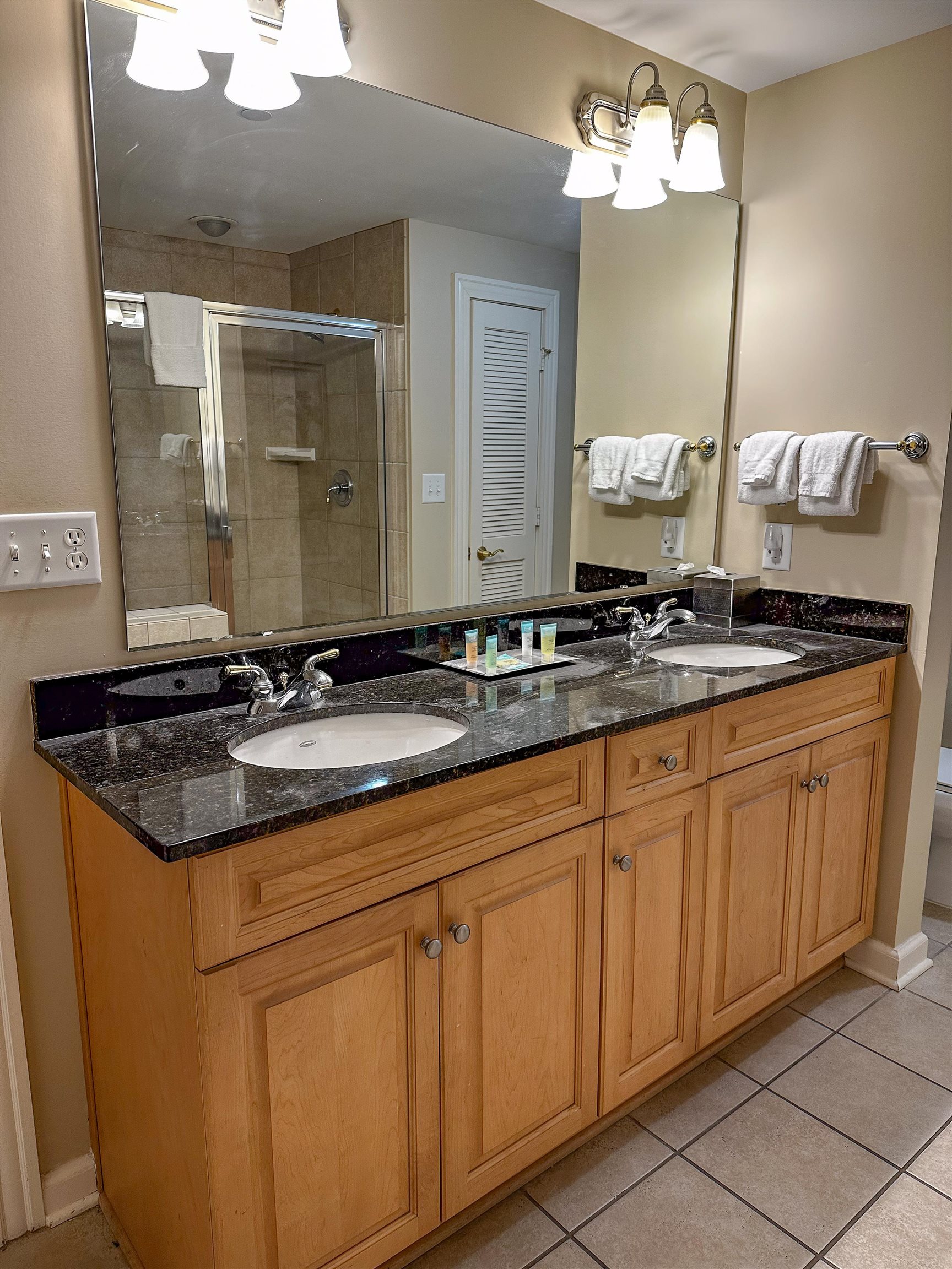 9994 Beach Club Dr. Property Photo 24