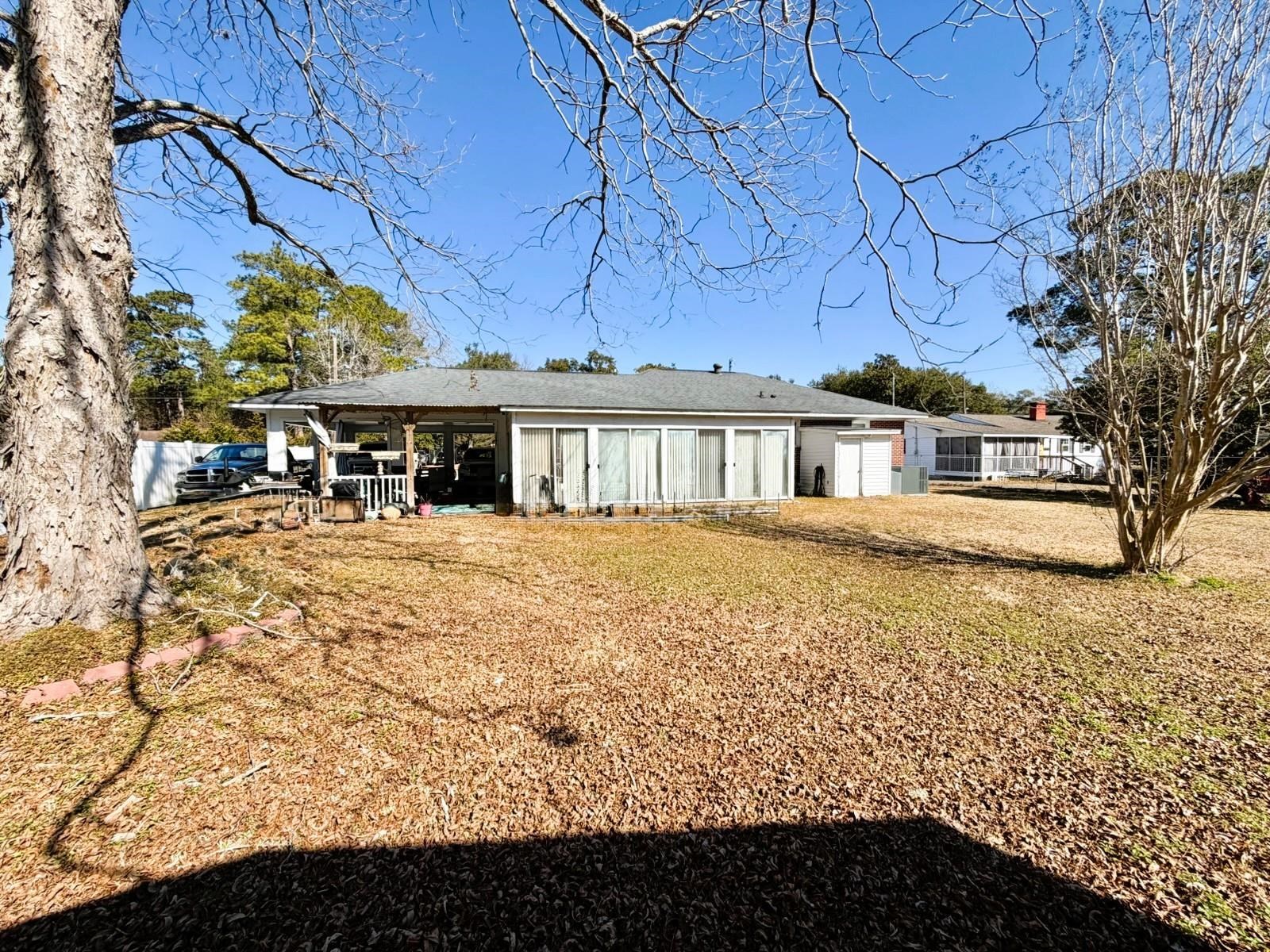 811 Cedar St. Property Photo 4
