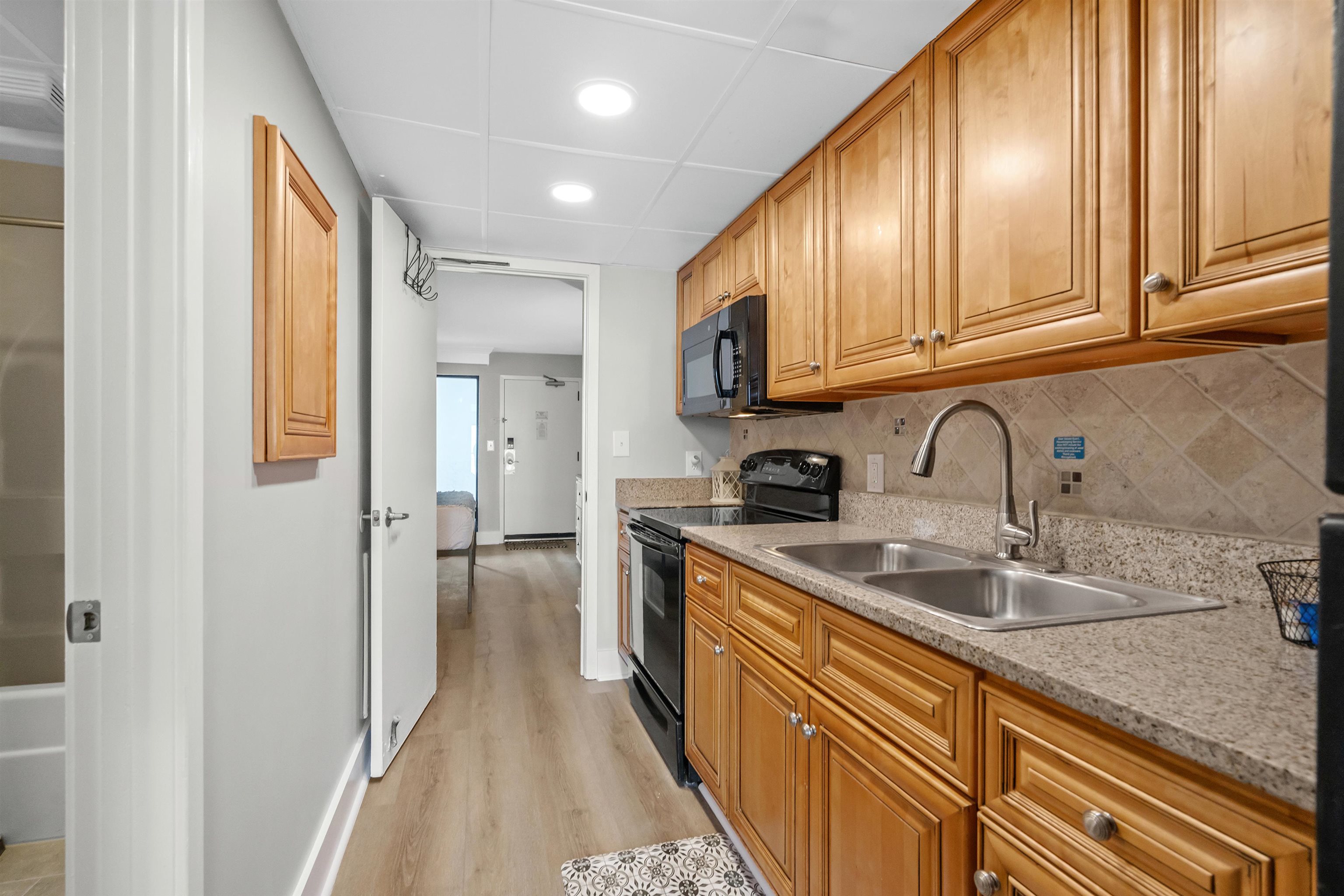 3000 N Ocean Blvd. Property Photo 12