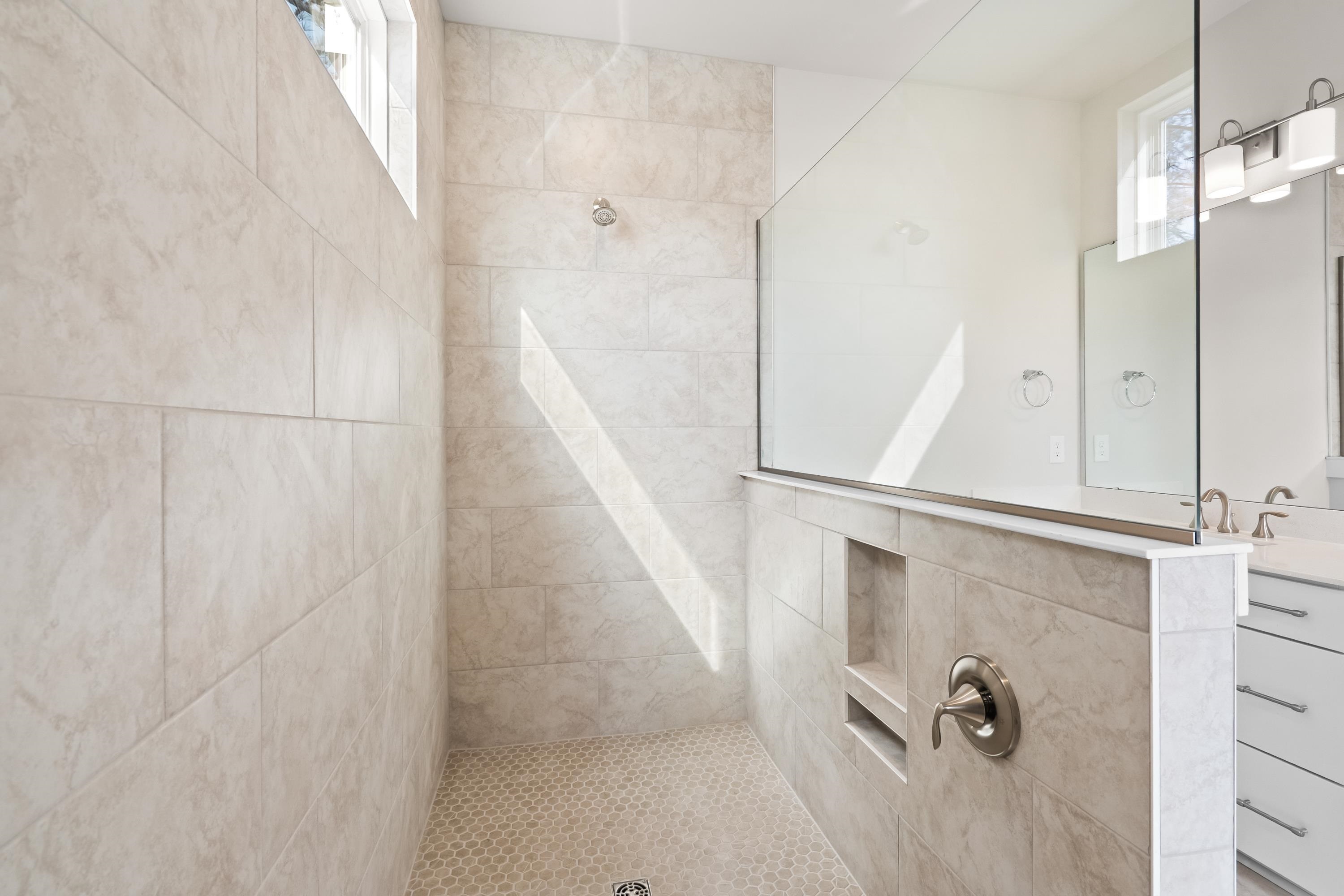 319 Crossing Ct. Property Photo 22