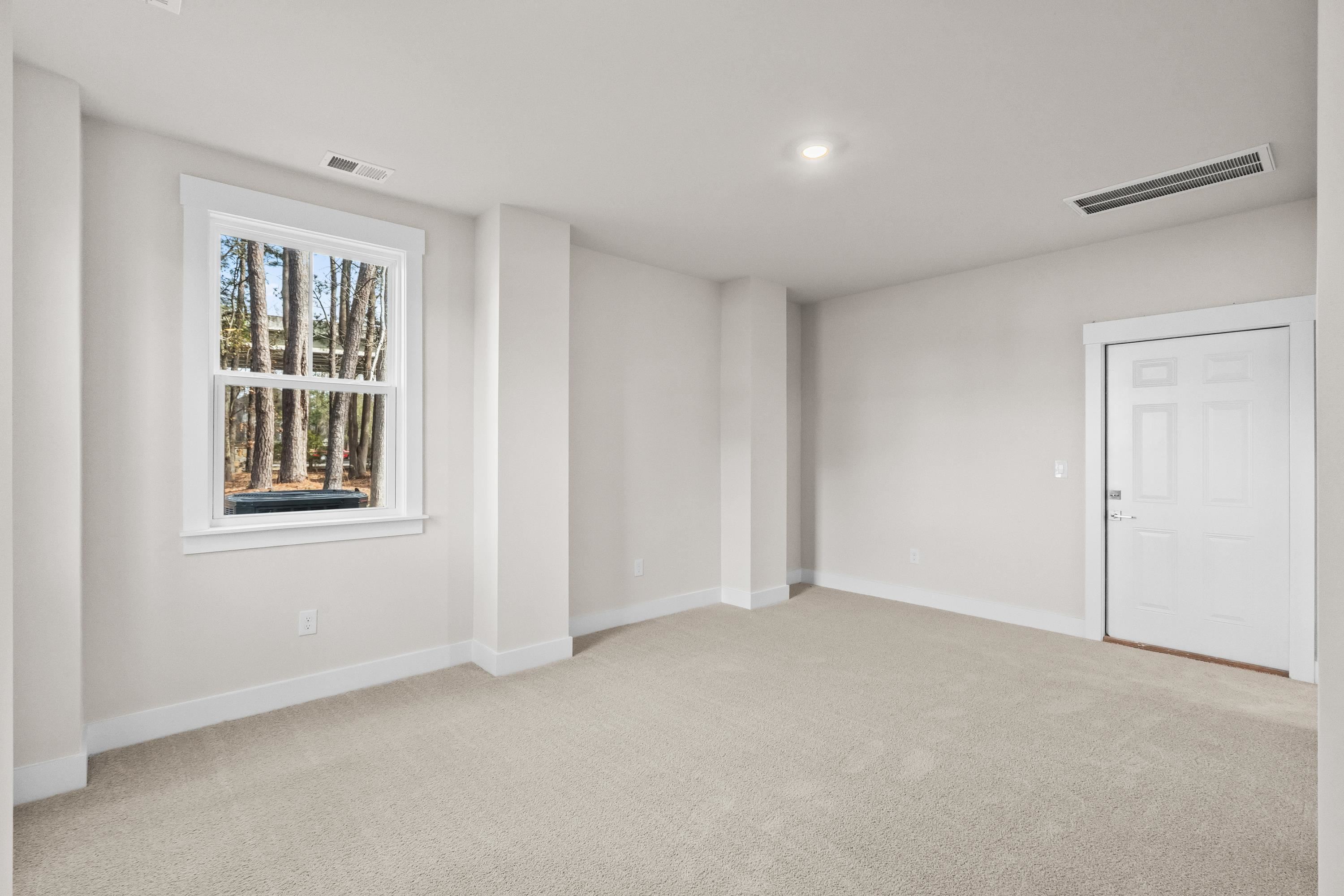 319 Crossing Ct. Property Photo 30