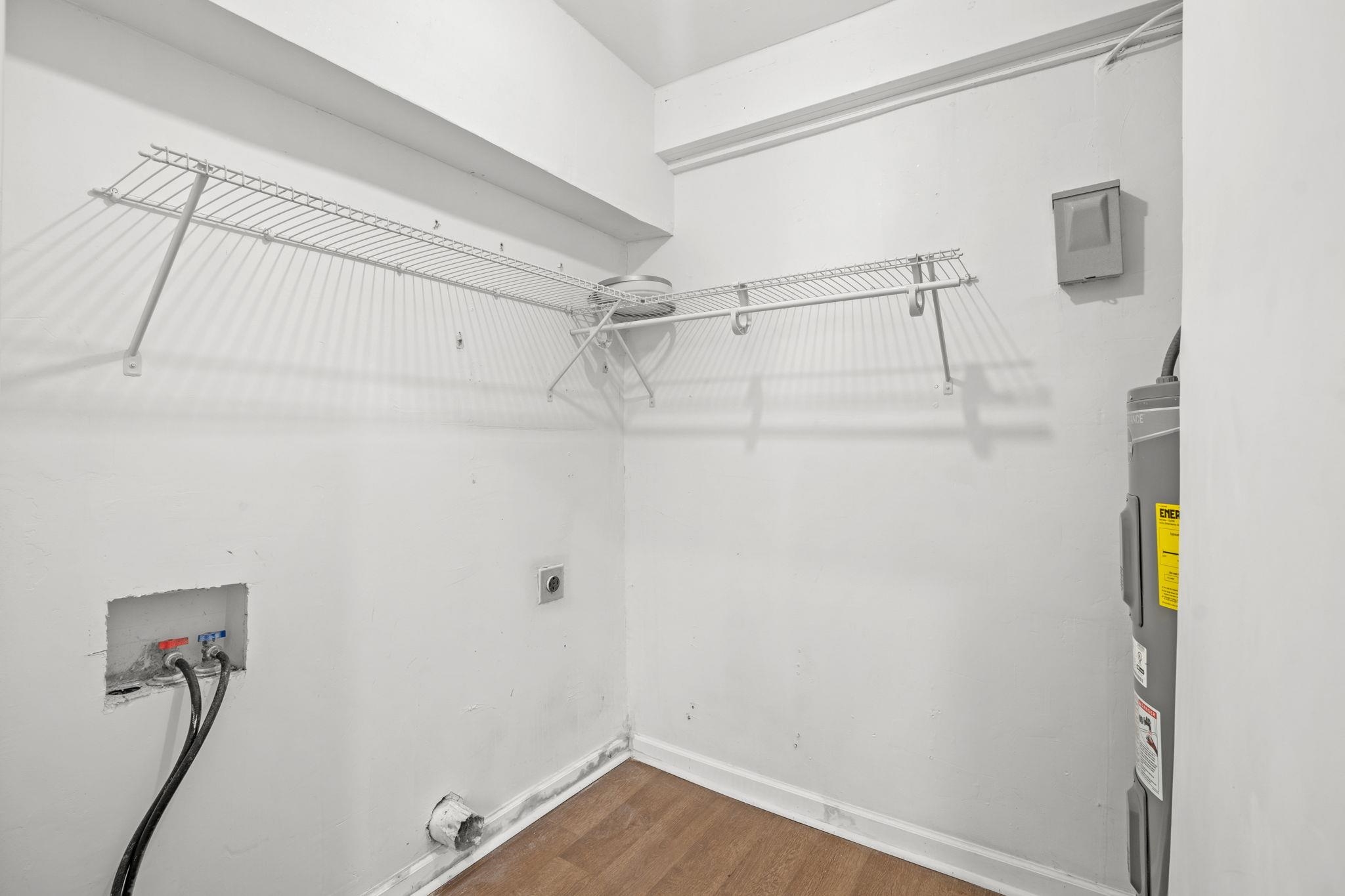1115 Scott Dr. Property Photo 28