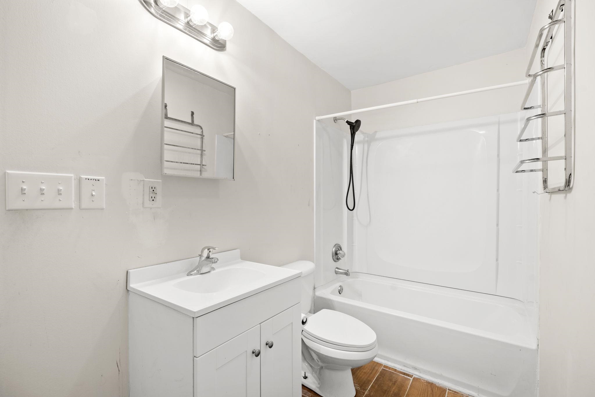 1115 Scott Dr. Property Photo 34