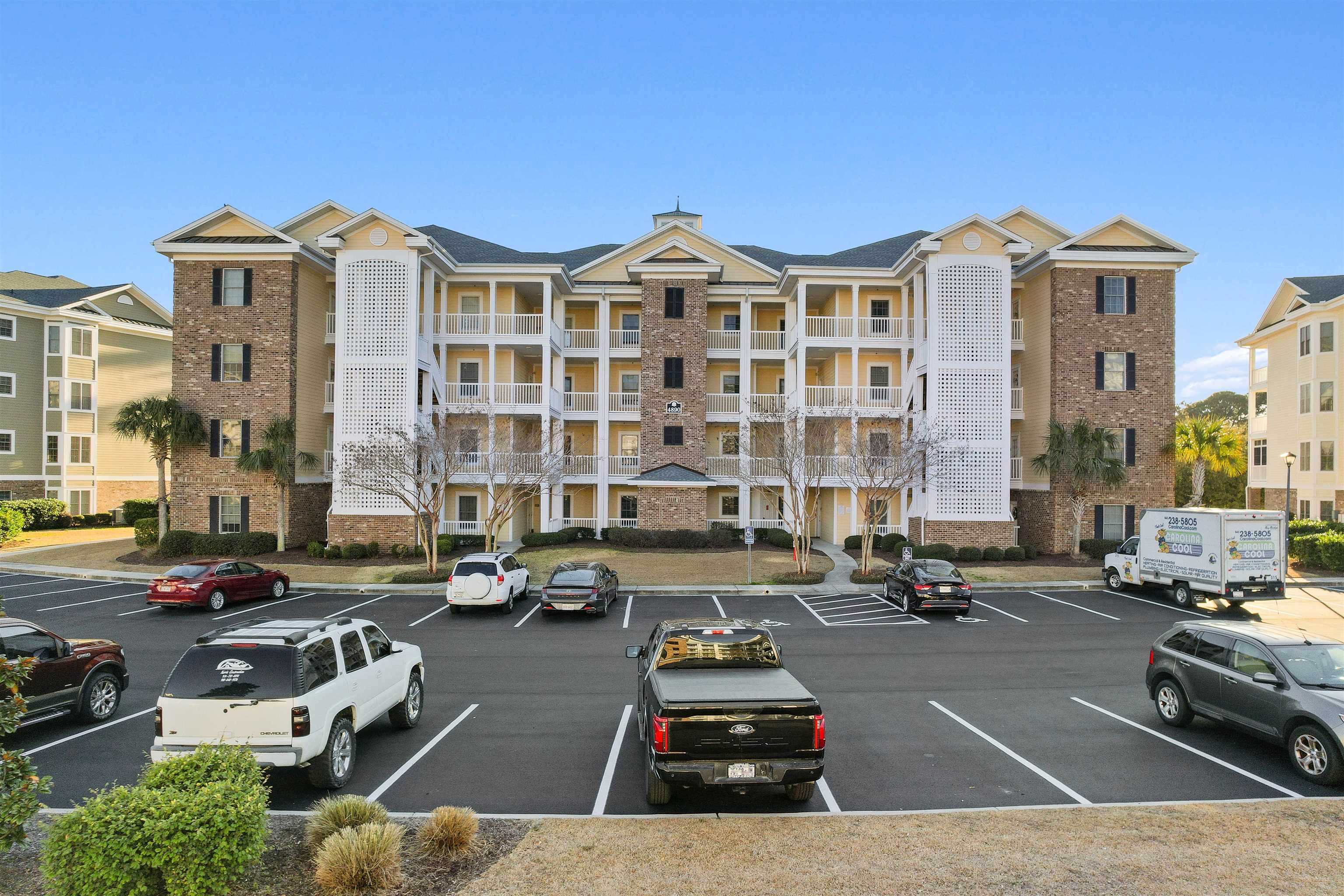 4890 Luster Leaf Circle Property Photo 1