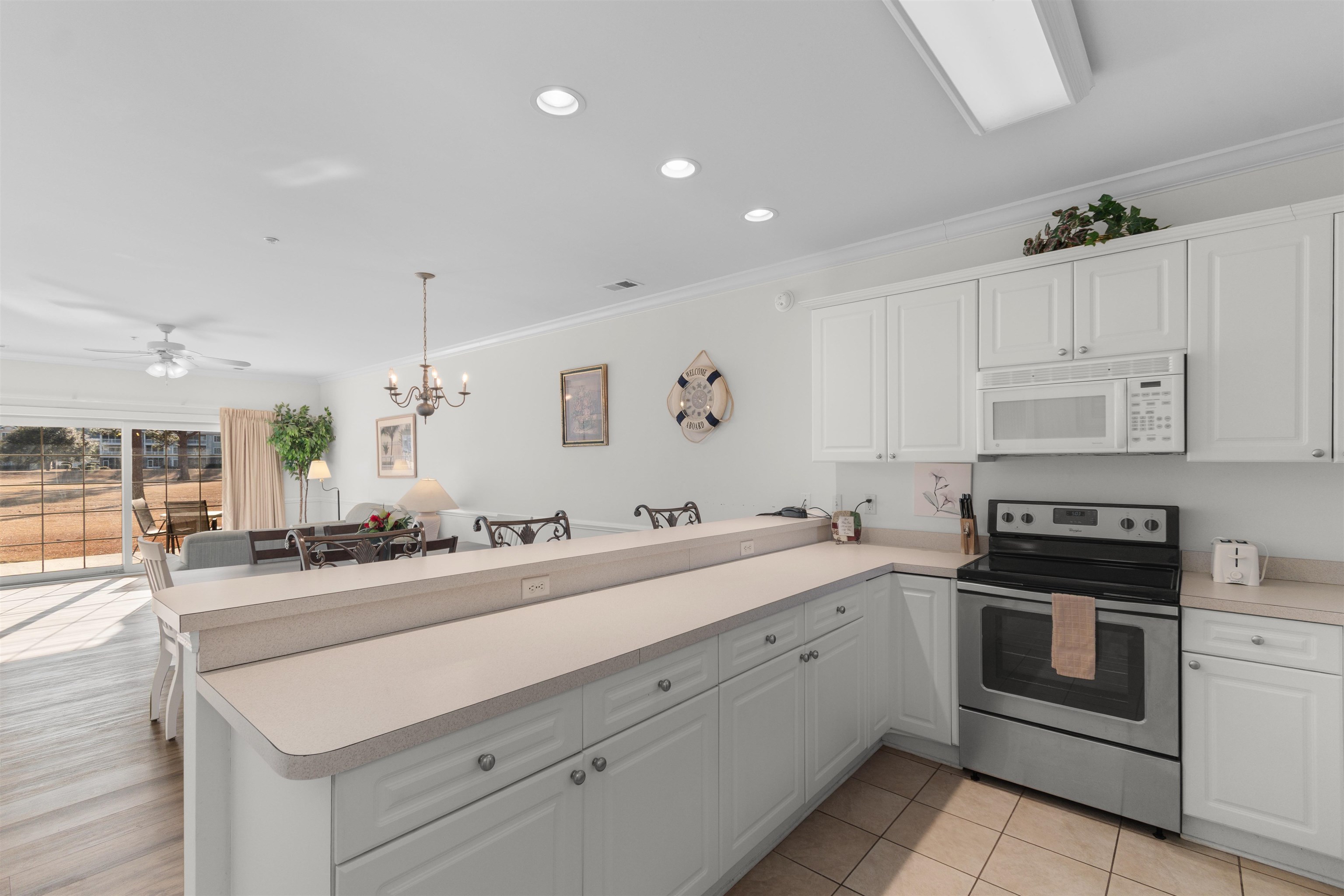 4890 Luster Leaf Circle Property Photo 7