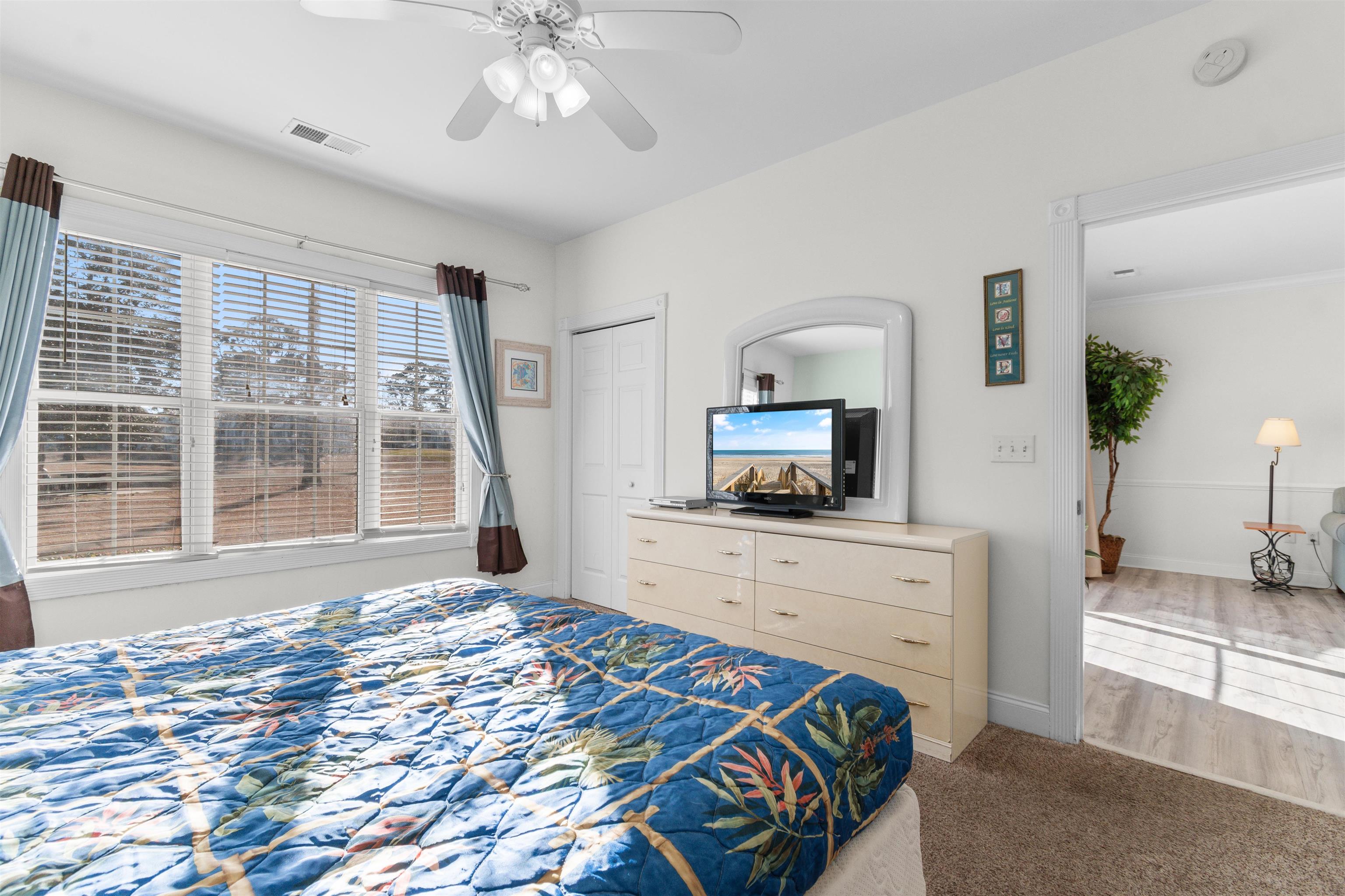 4890 Luster Leaf Circle Property Photo 24