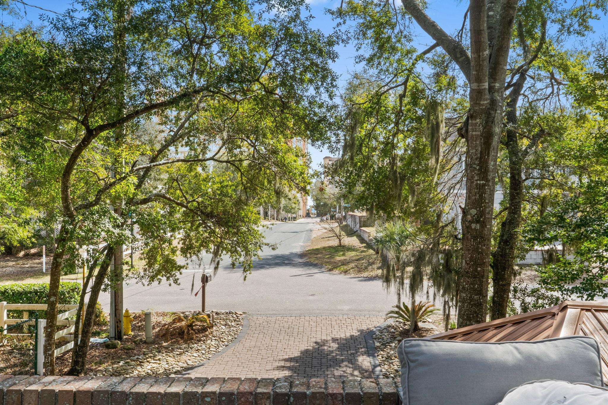 500 Roller Coaster Ln. Property Photo 28