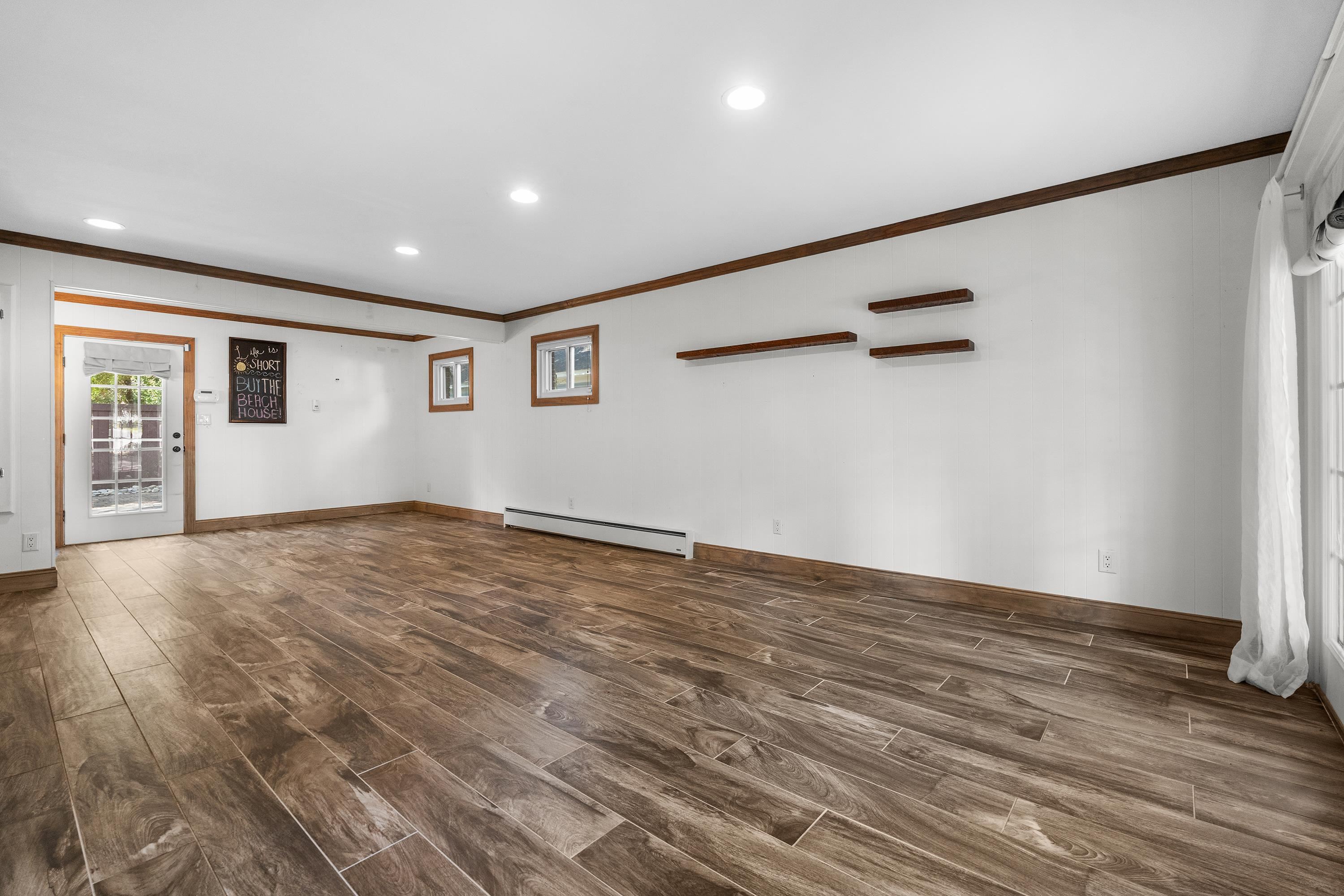 500 Roller Coaster Ln. Property Photo 37