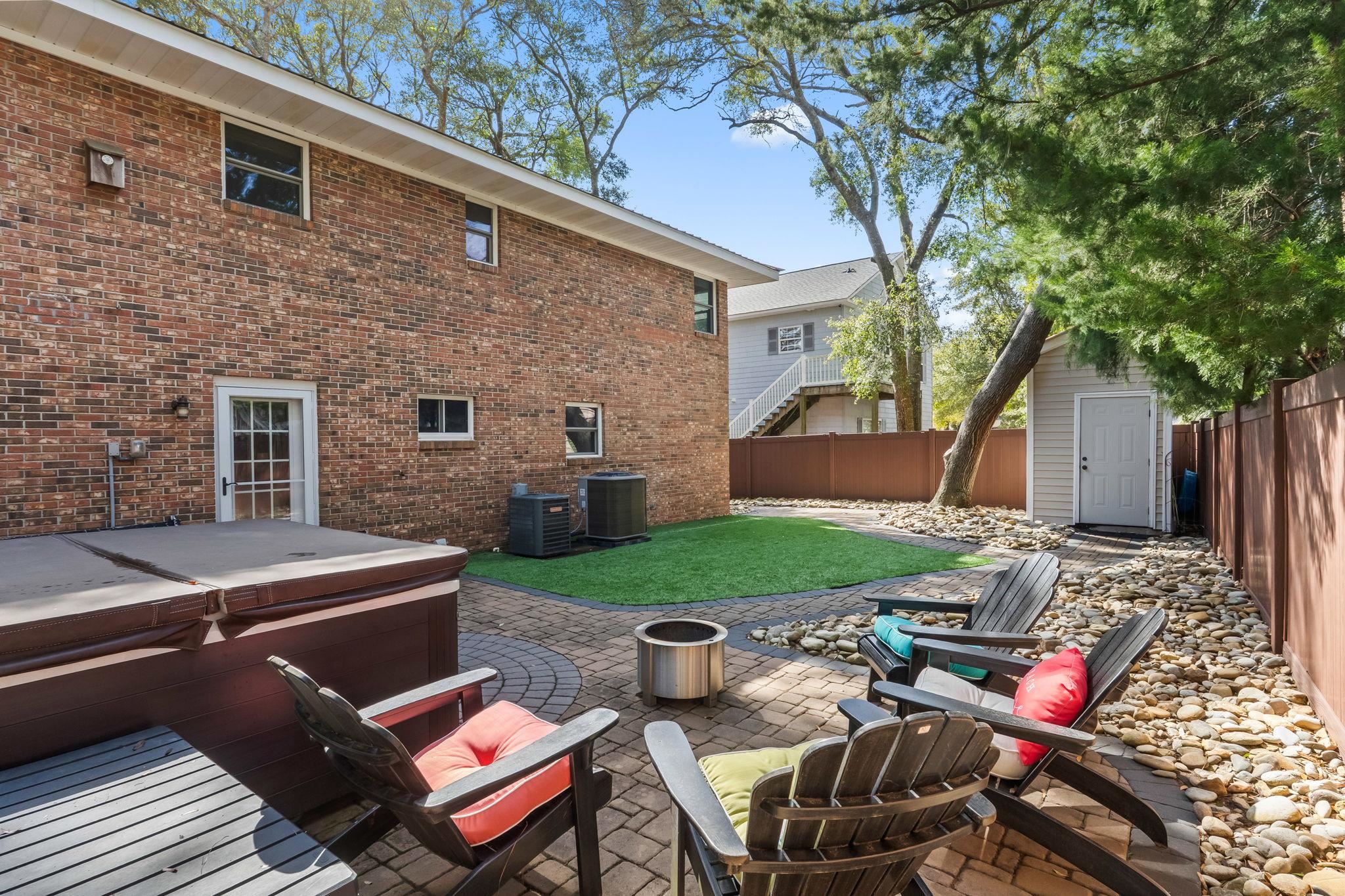 500 Roller Coaster Ln. Property Photo 44