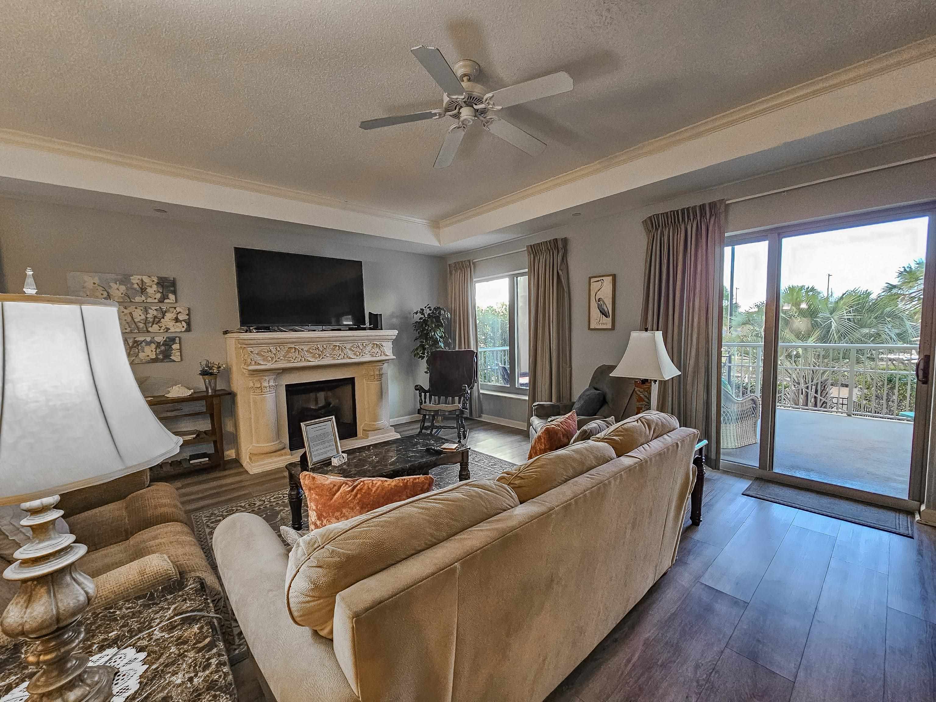 9994 Beach Club Dr. Property Photo 10