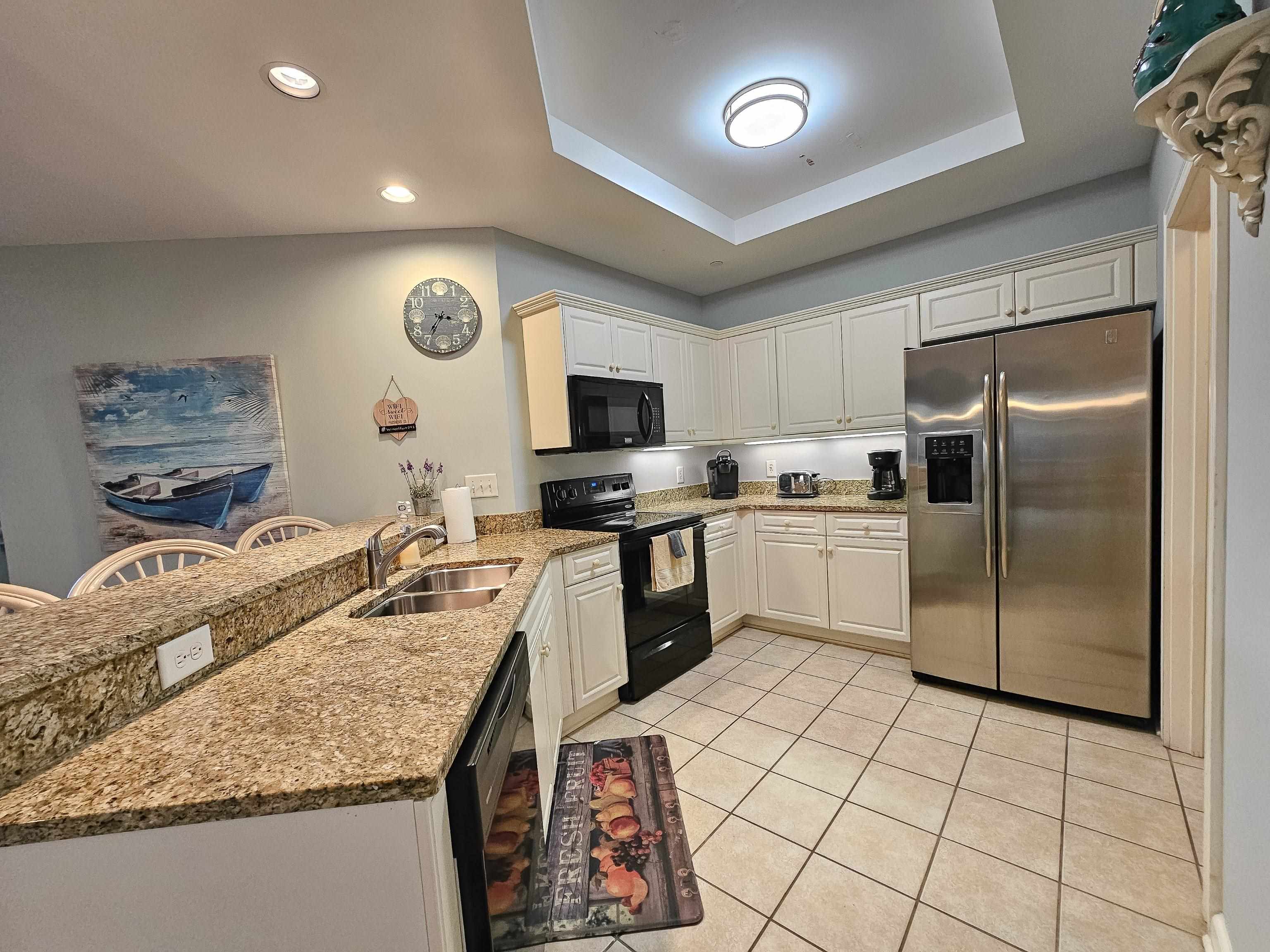 9994 Beach Club Dr. Property Photo 13