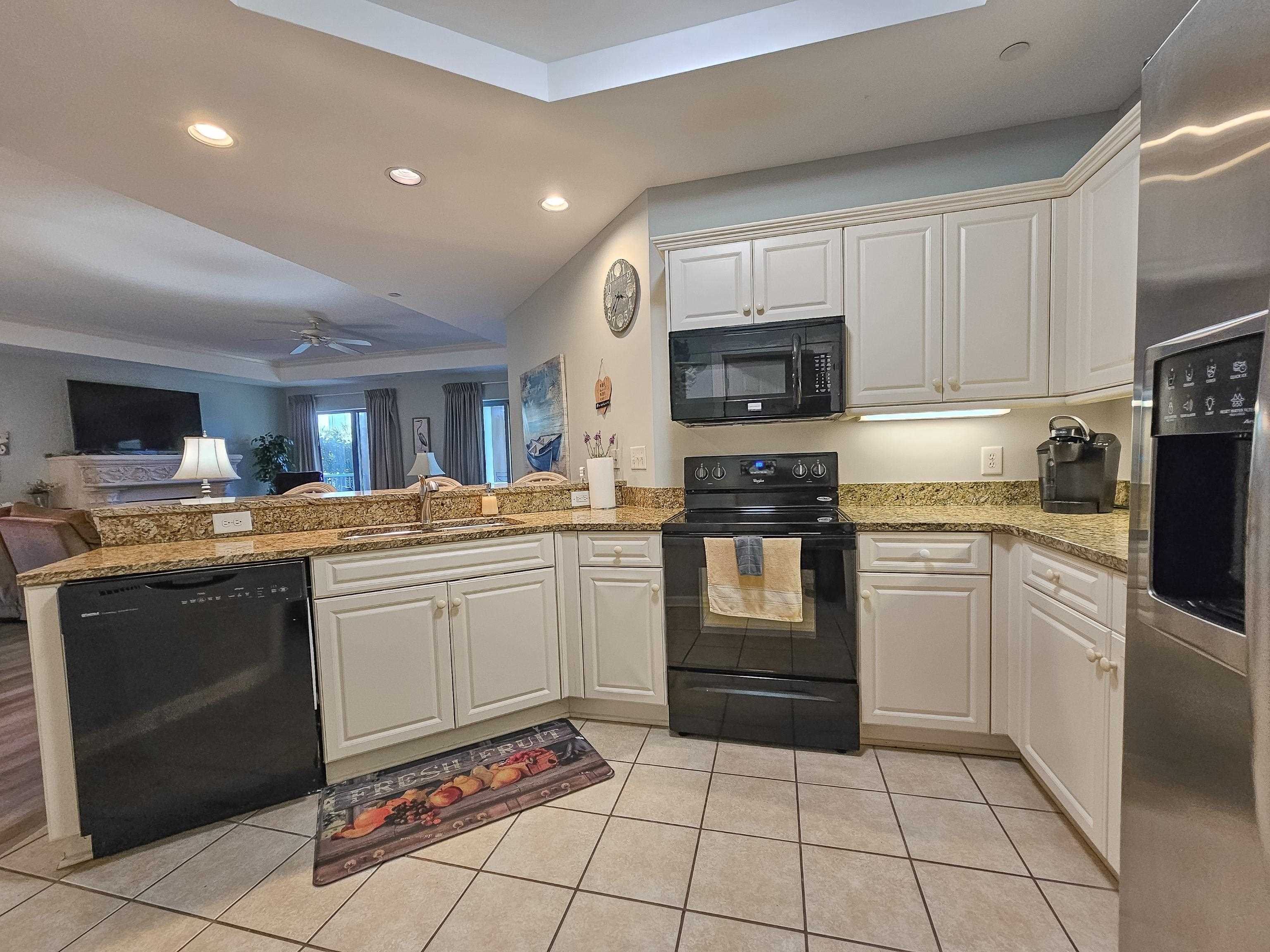 9994 Beach Club Dr. Property Photo 14