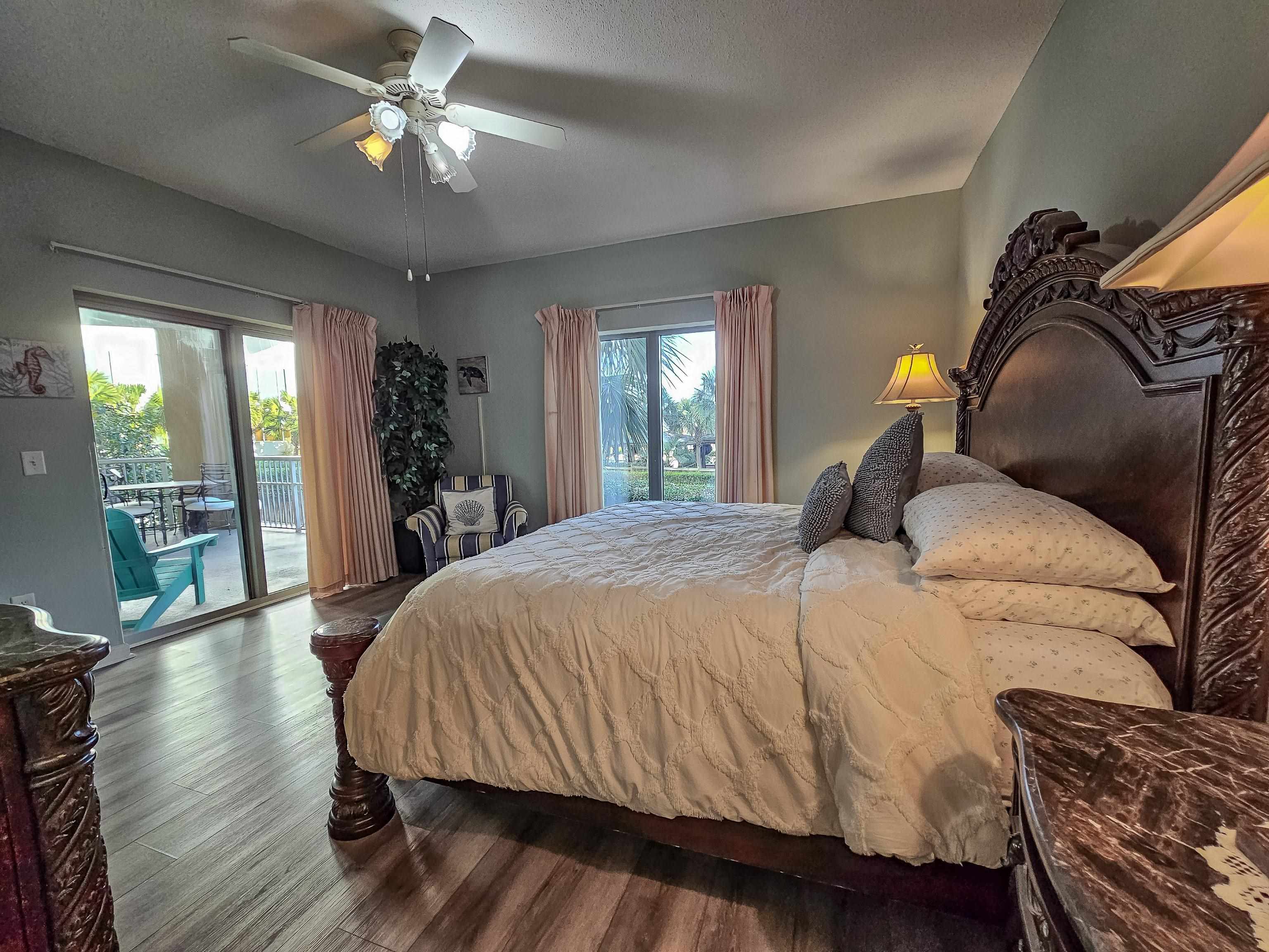 9994 Beach Club Dr. Property Photo 20